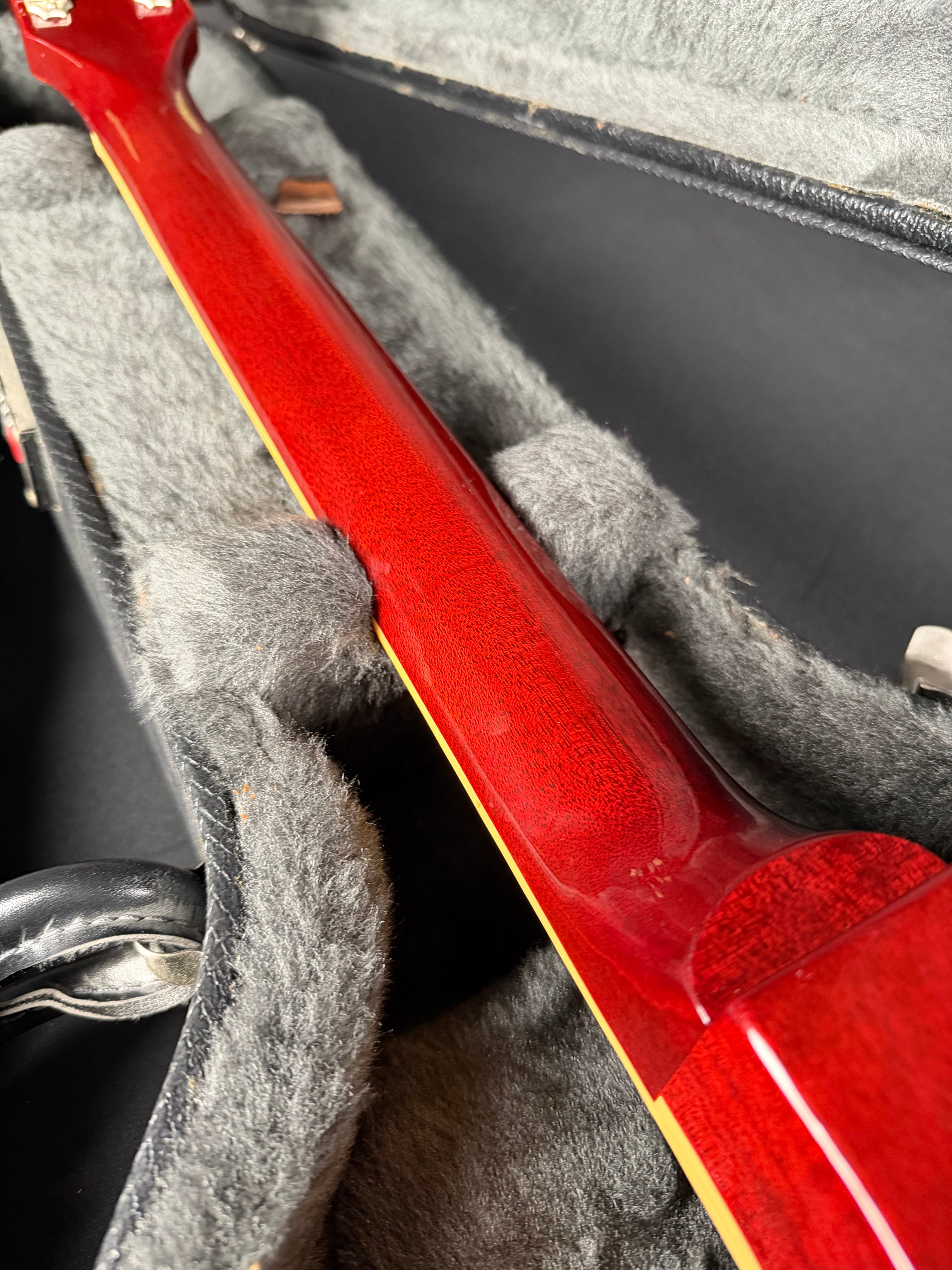 Gibson Les Paul Standard 50s w/OHSC - Heritage Cherry Sunburst (2004) - Metronome Music Inc.