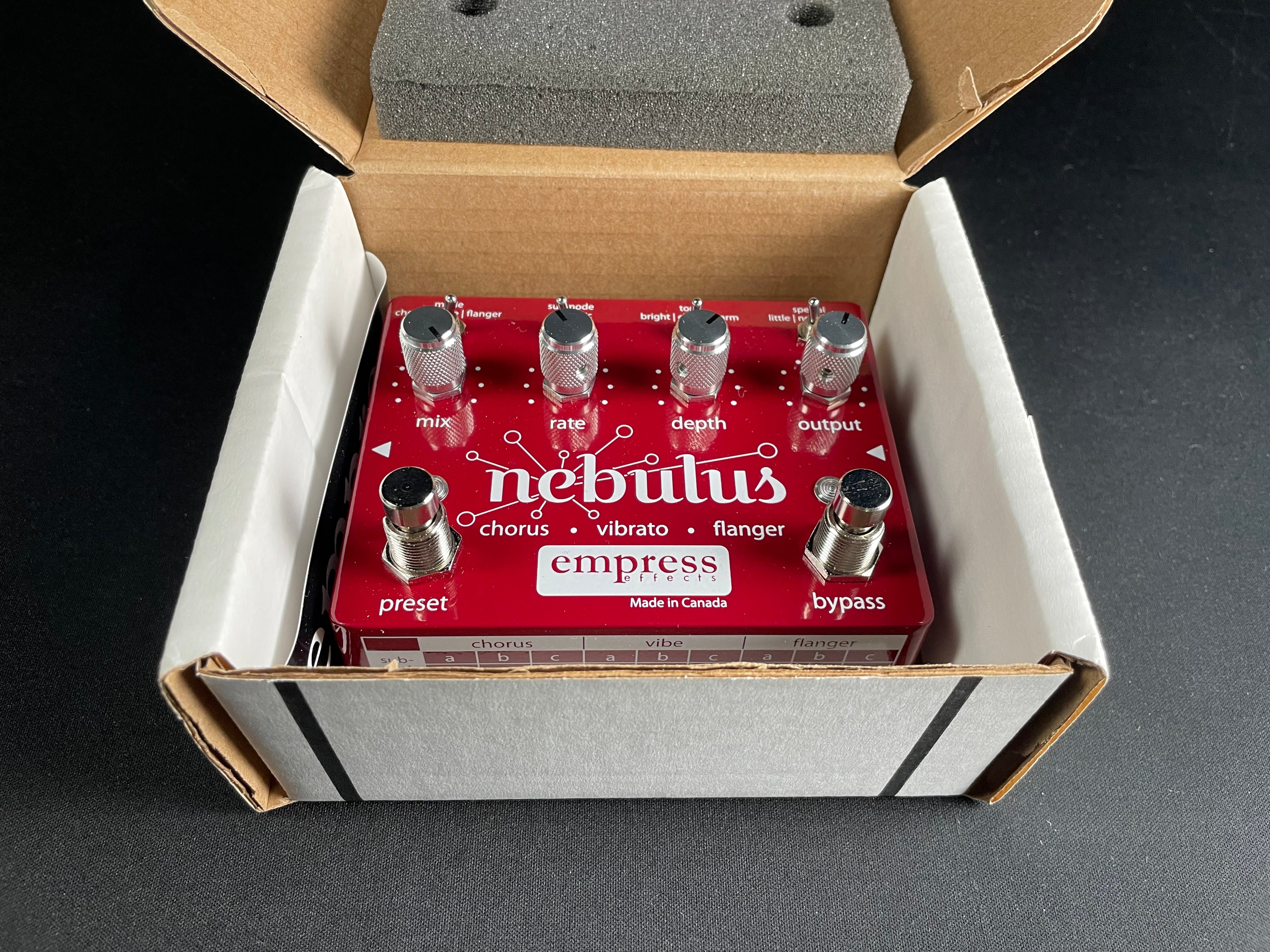 Empress Effects Nebulous Chorus/Vibrato/Flanger - Metronome Music Inc.
