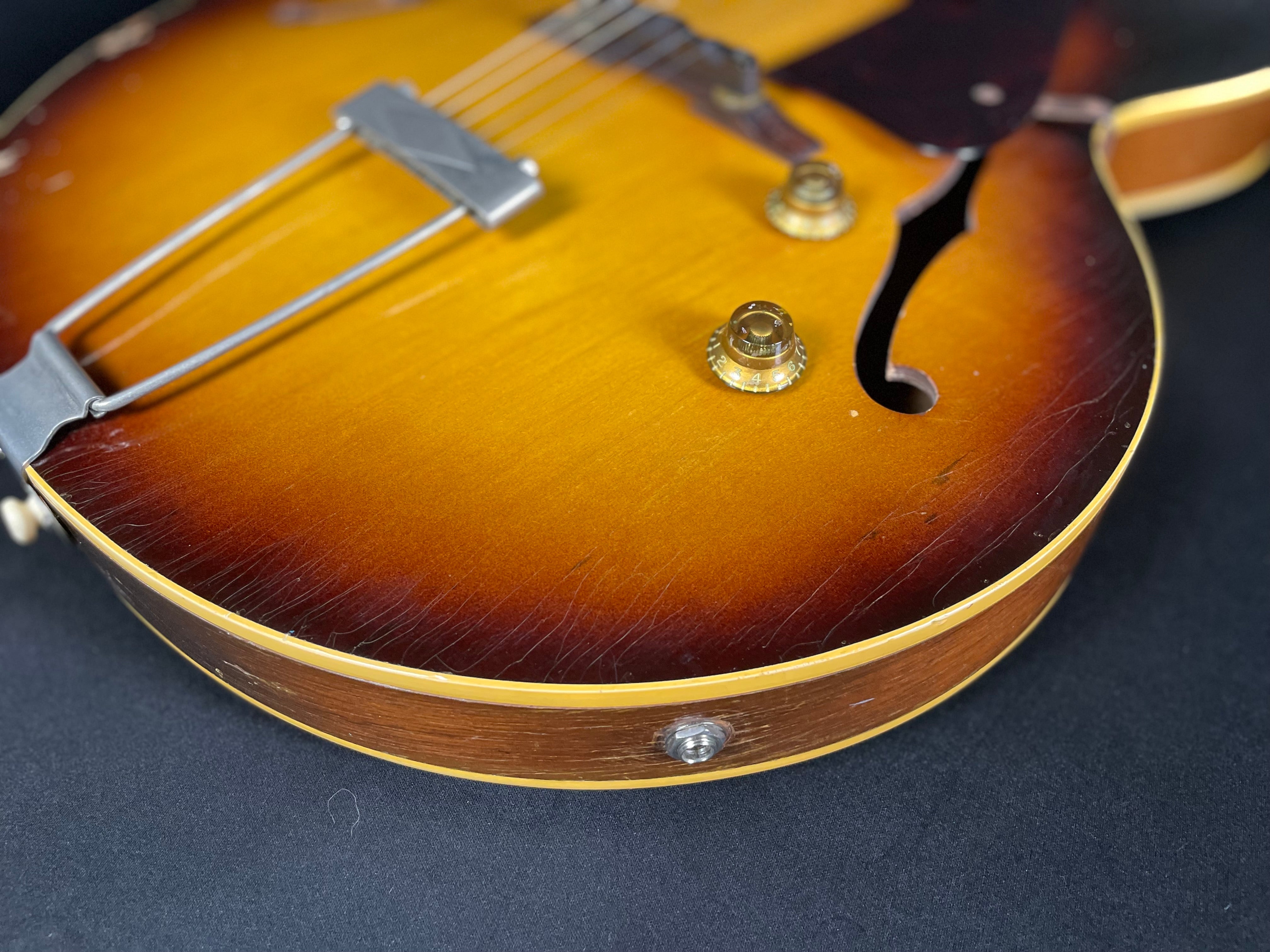 Gibson ES-125T Sunburst (1957)