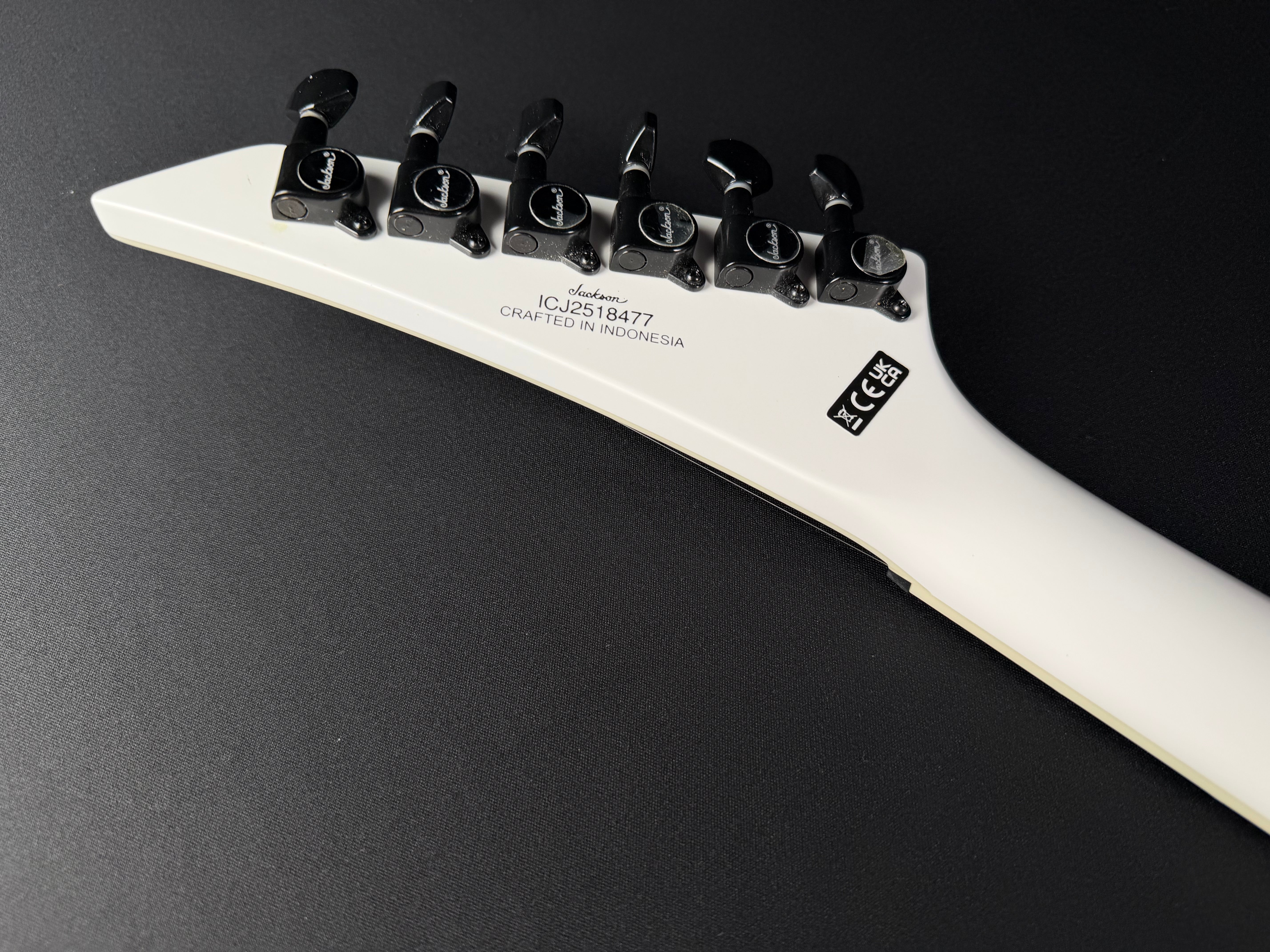 Jackson X Series Soloist SLX DX HT - Snow White - Metronome Music Inc.