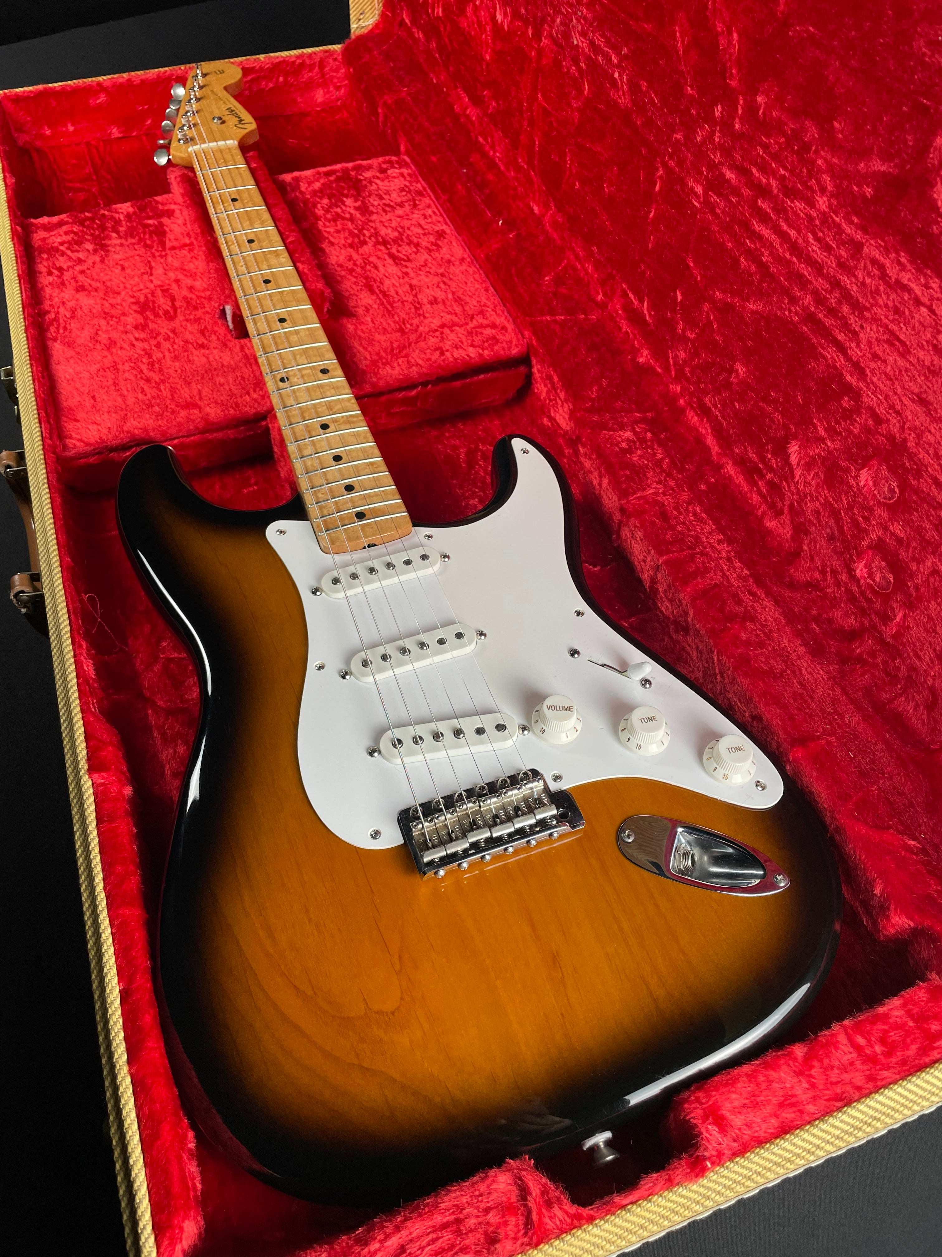 Fender Custom Shop 1954 Stratocaster, Birds Eye Maple - Sunburst (1994) - Metronome Music Inc.