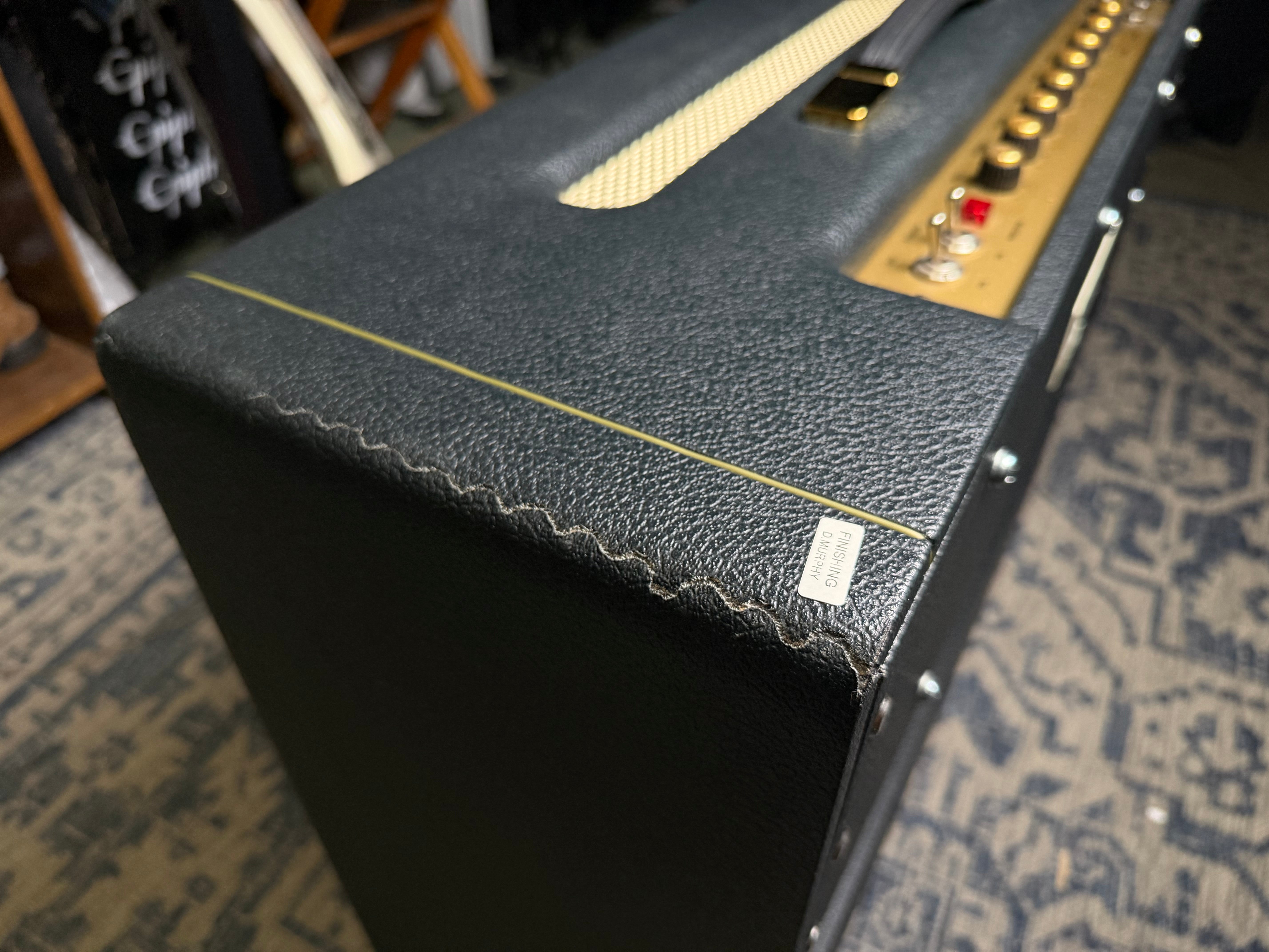 Marshall 1962HW Handwired "Bluesbreaker" 30-Watt 2x12" Guitar Combo (2014) (Copy) - Metronome Music Inc.
