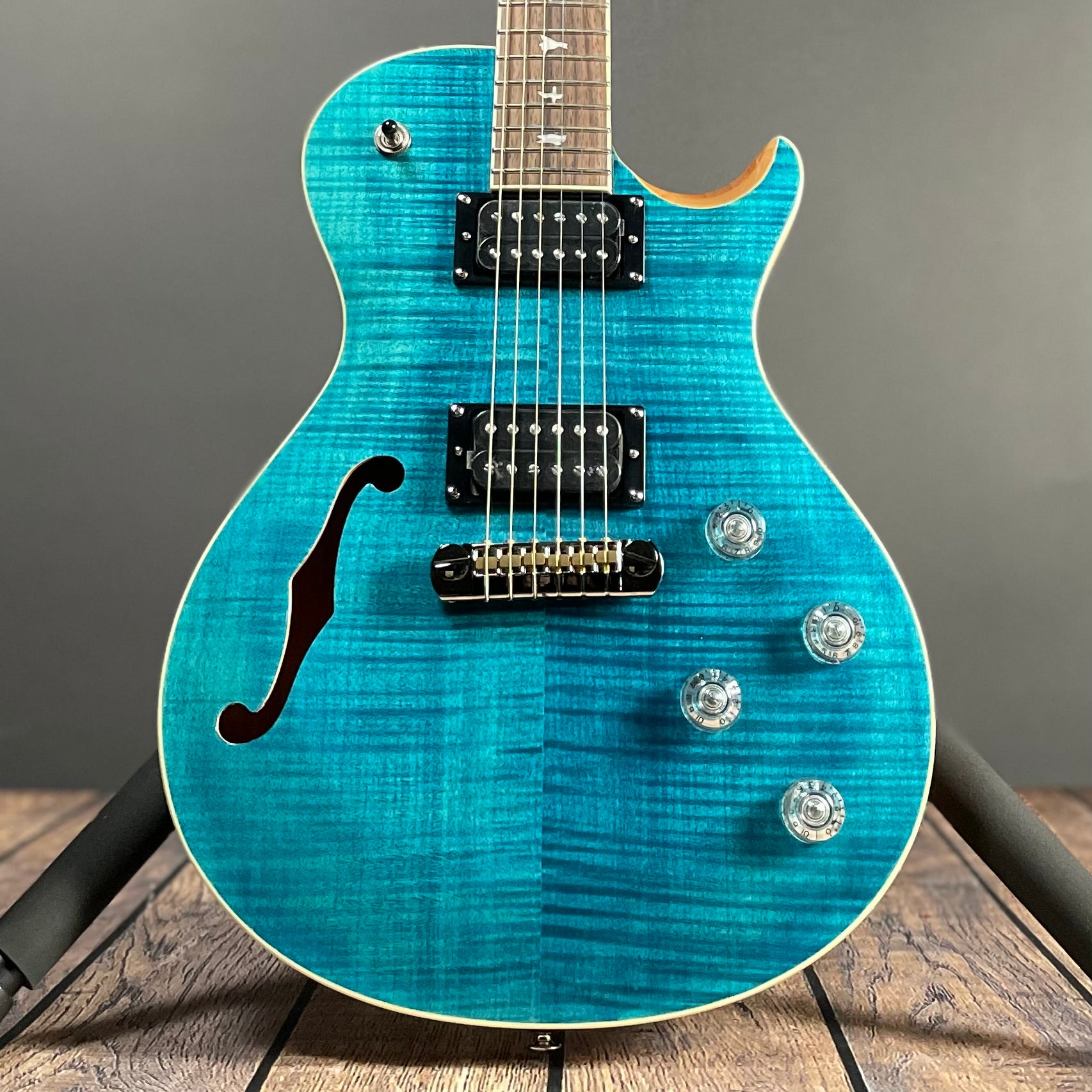 PRS SE Zach Myers w/ Gig Bag - Myers Blue  (2025) - Metronome Music Inc.