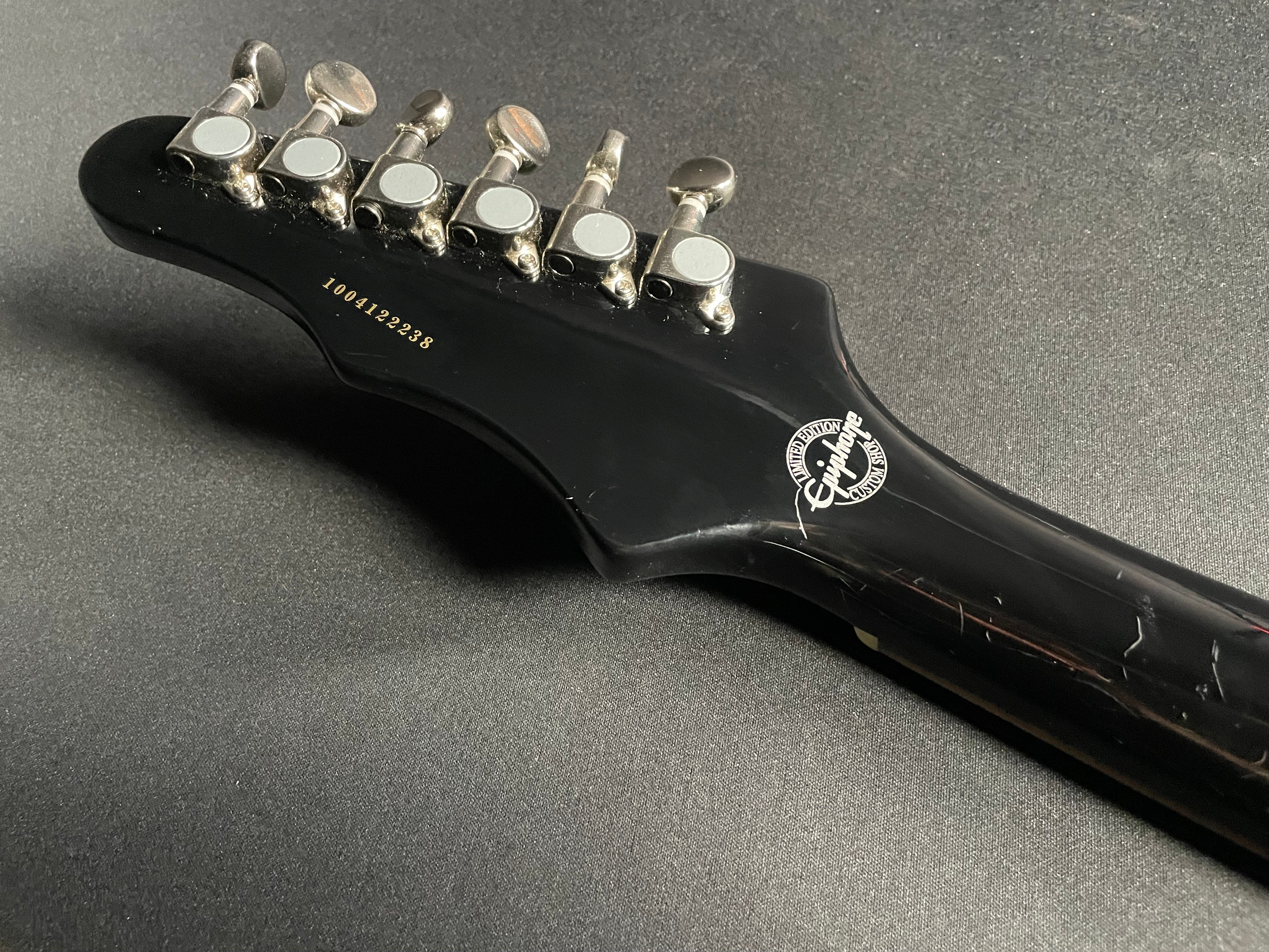 Epiphone Wilshire Pro - Black (2010) - Metronome Music Inc.