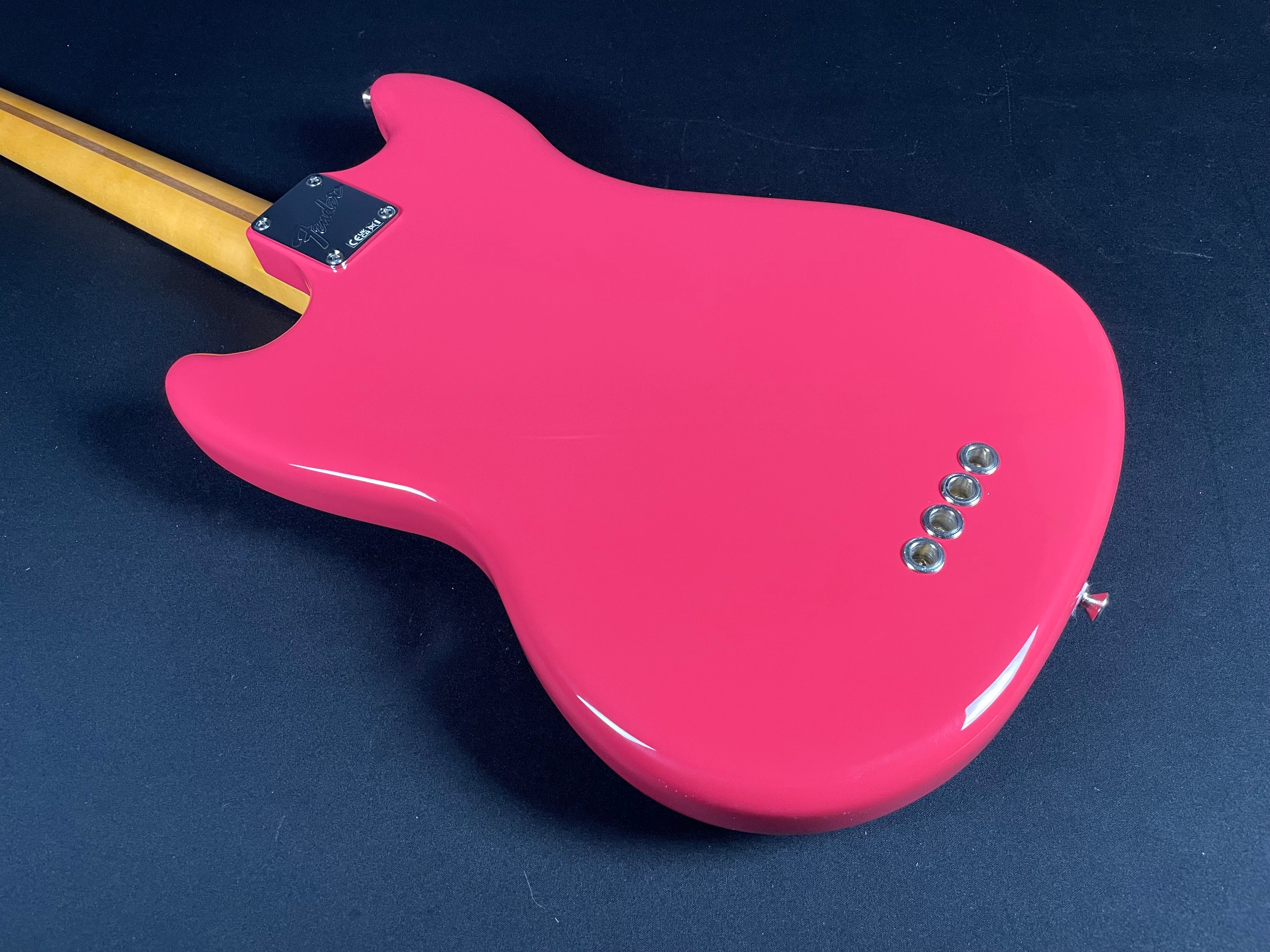 Fender American Professional Classic Mustang Bass - Faded Dakota Red - Metronome Music Inc.