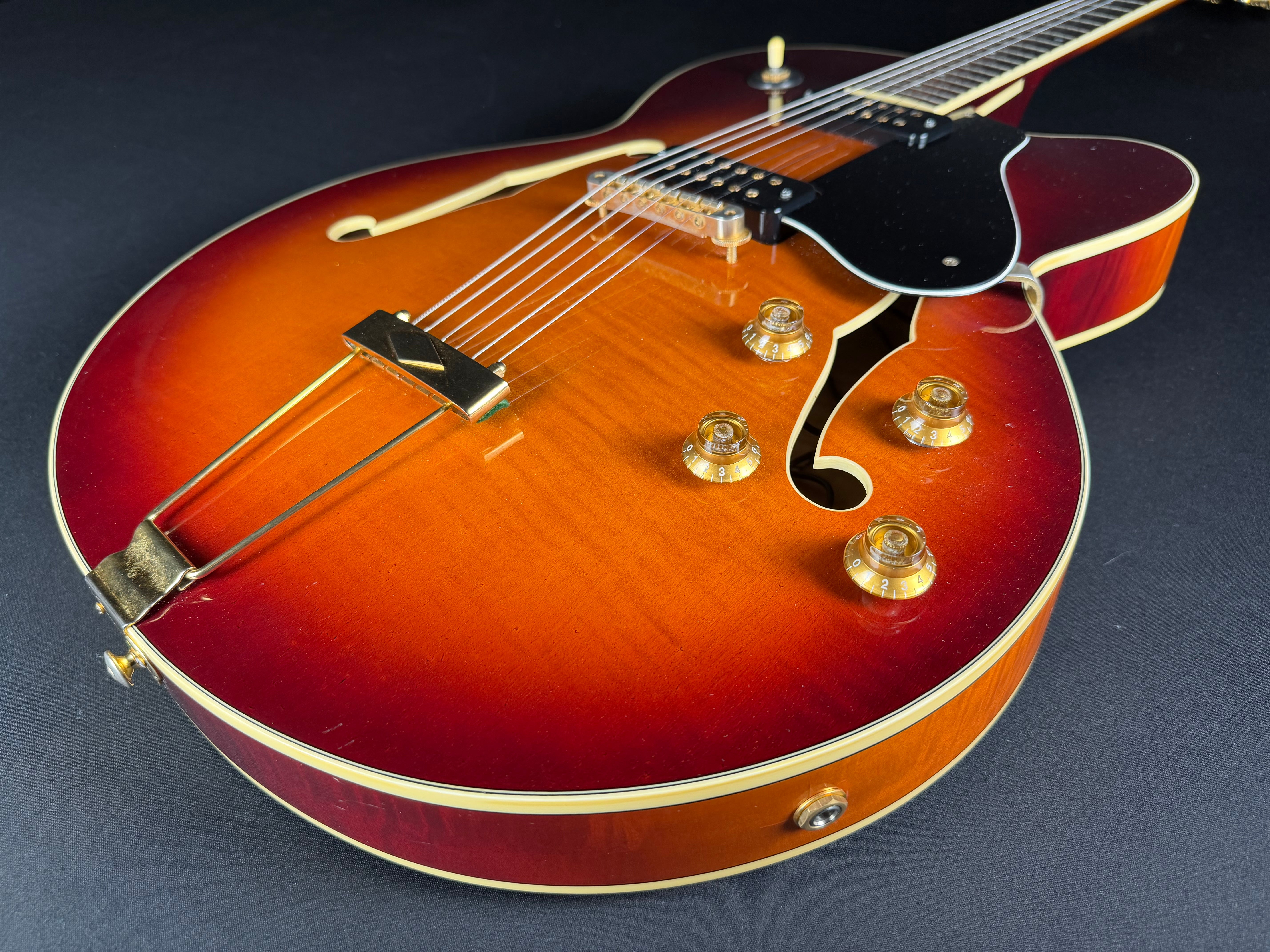 Yamaha AES1500 Hollowbody - Metronome Music Inc.