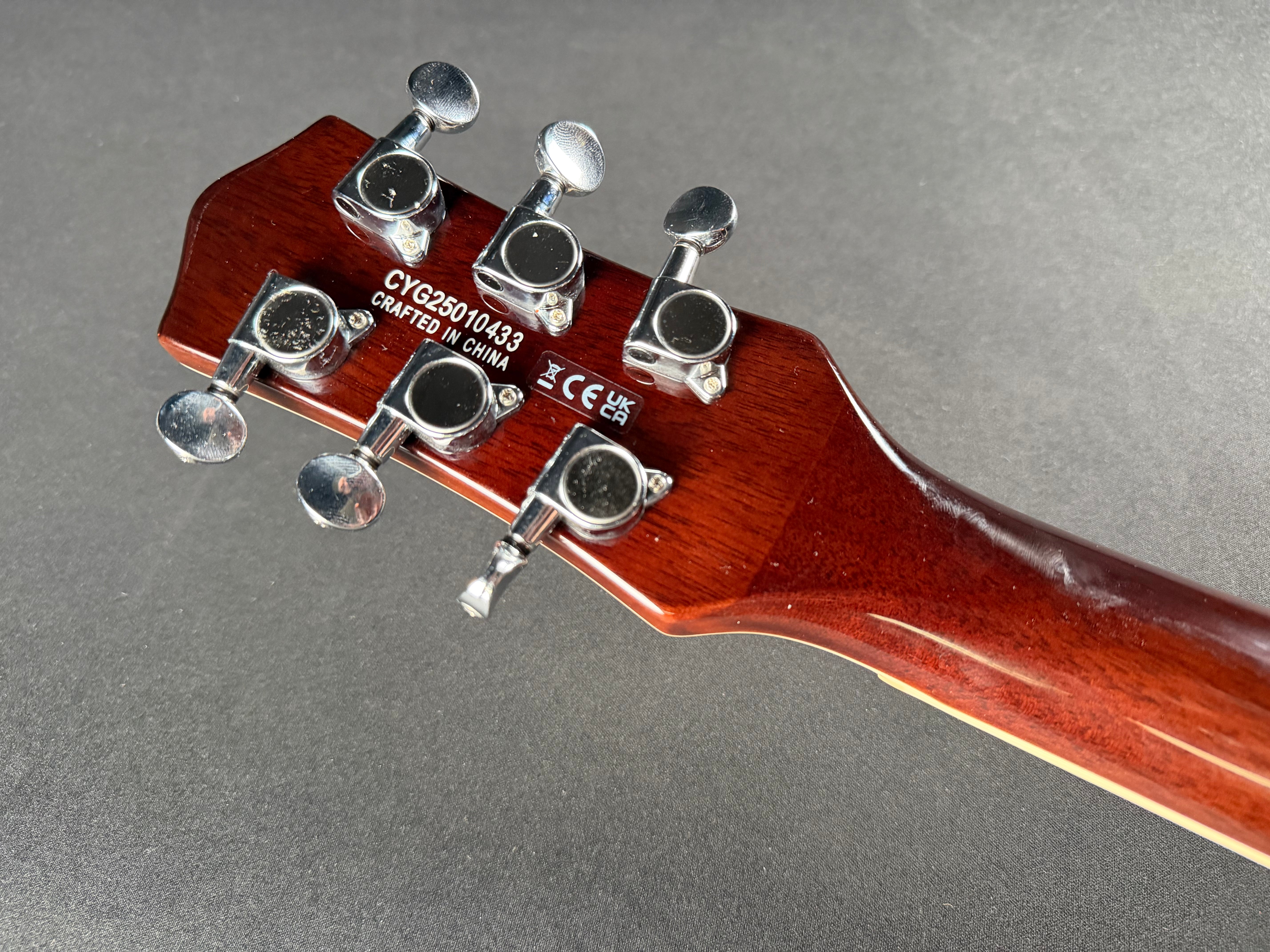 Gretsch G5230T Electromatic Sparkle Jet FT w/HSC - Silver Sparkle (Used) - Metronome Music Inc.