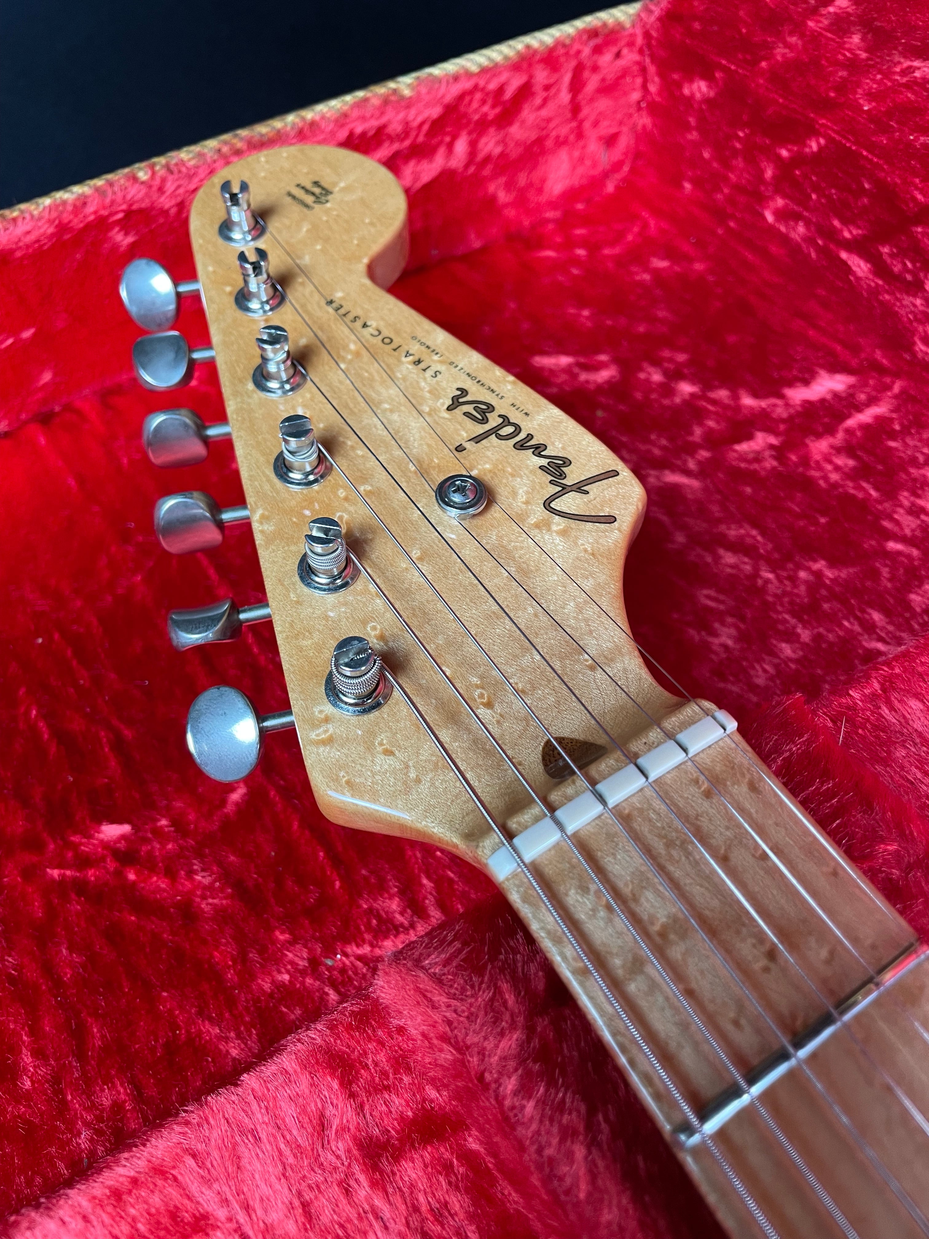 Fender Custom Shop 1954 Stratocaster, Birds Eye Maple - Sunburst (1994) - Metronome Music Inc.