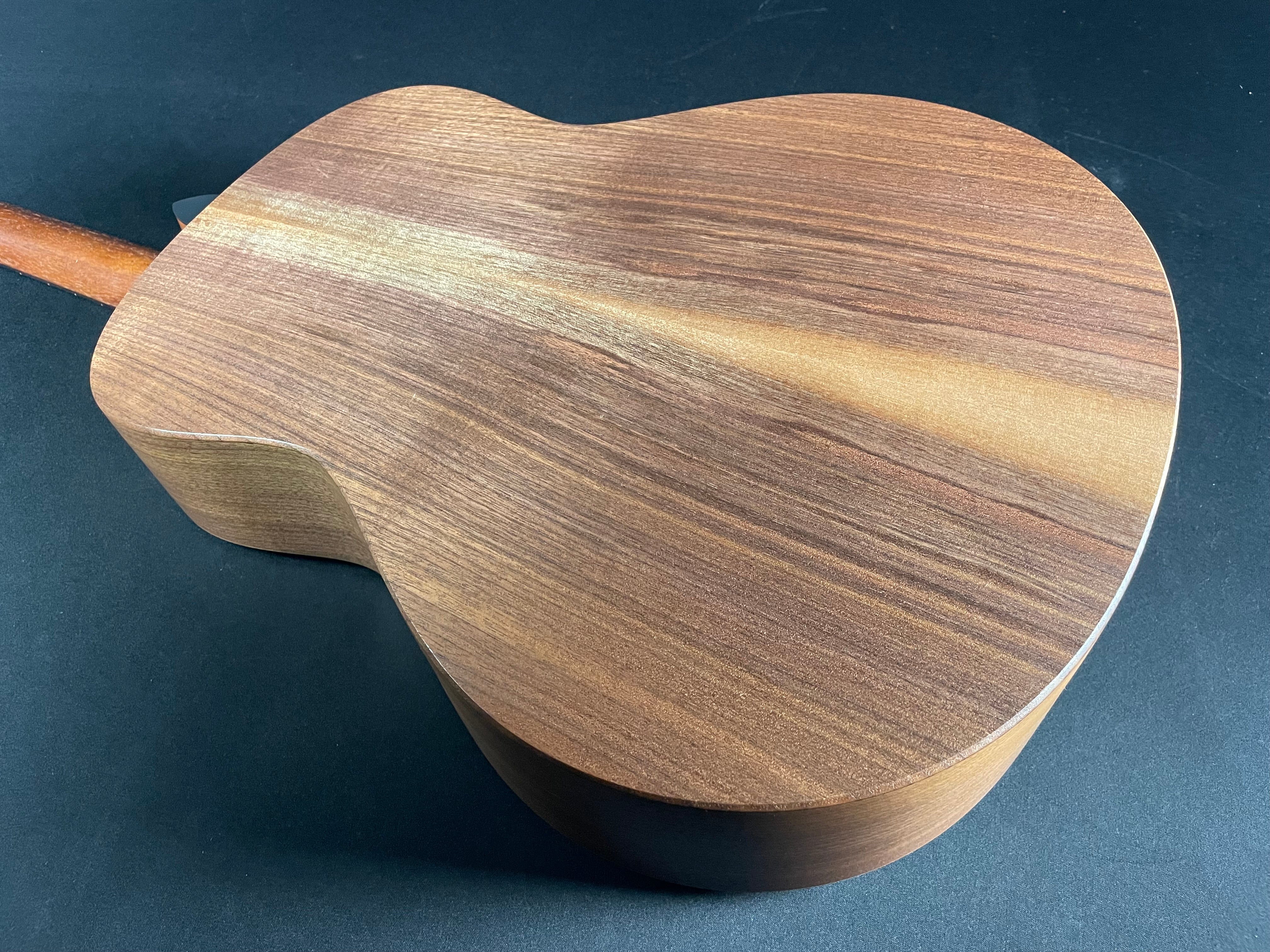 Taylor GTe Blacktop Grand Theater - (Used)