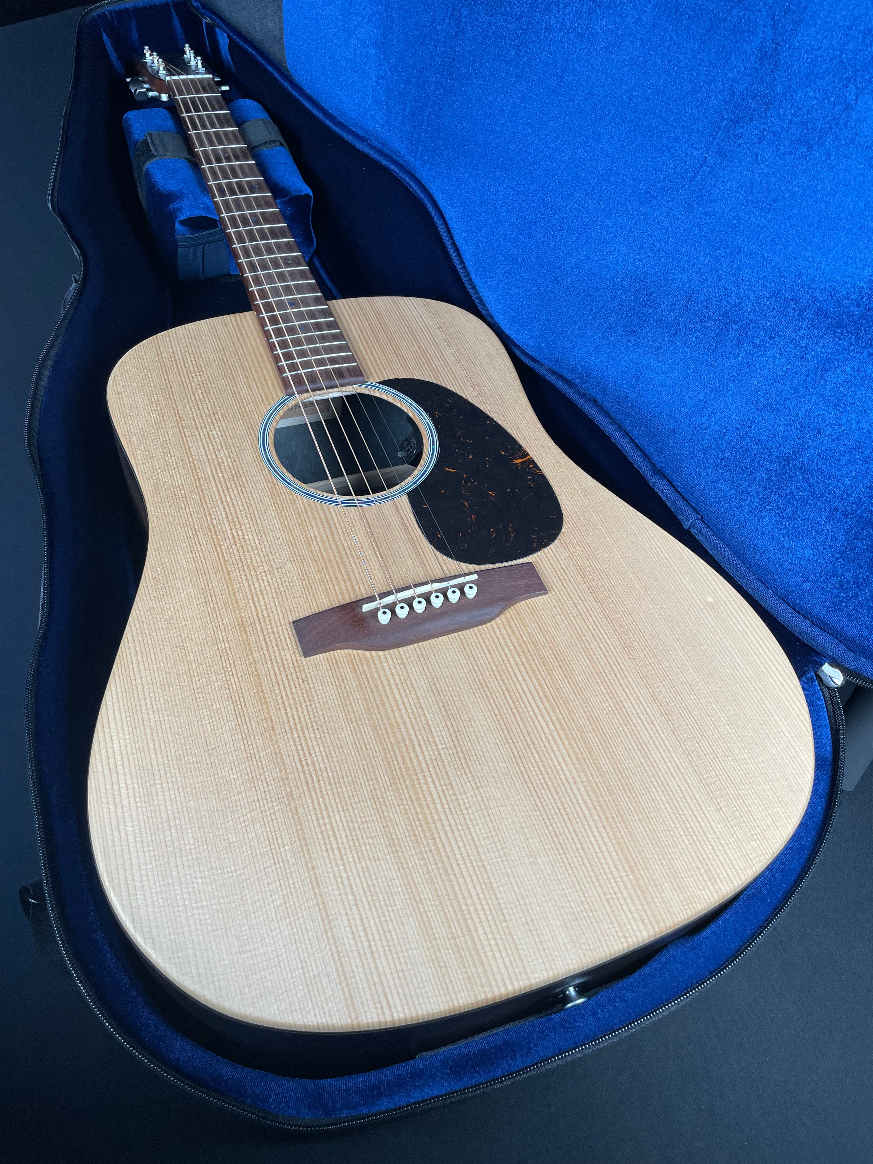 Martin D-X2E Brazilian Rosewood w/Soft Case - Natural (2025) - Metronome Music Inc.