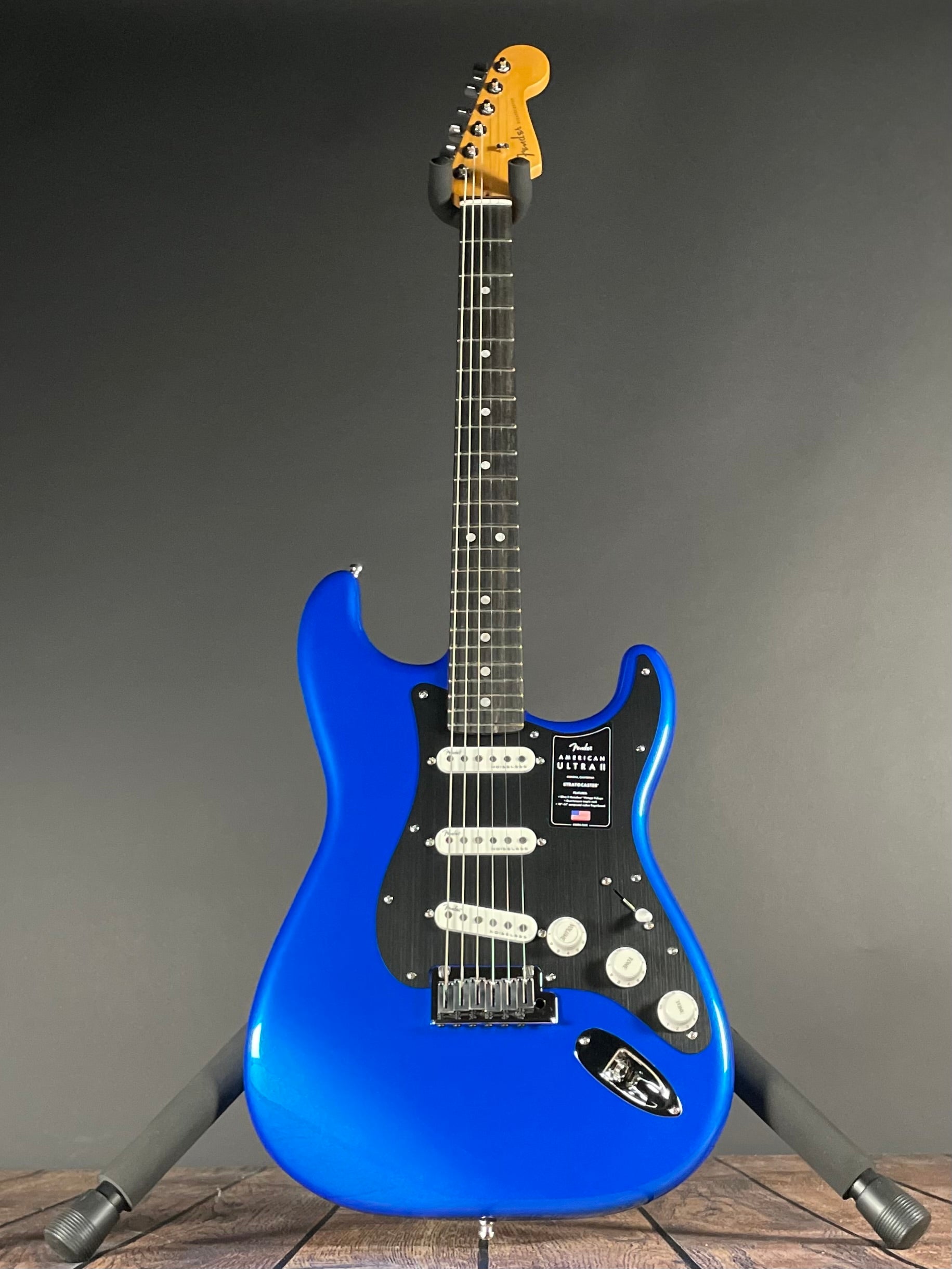 Fender American Ultra II Stratocaster, Ebony- Noble Blue (8lbs 1oz) - Metronome Music Inc.