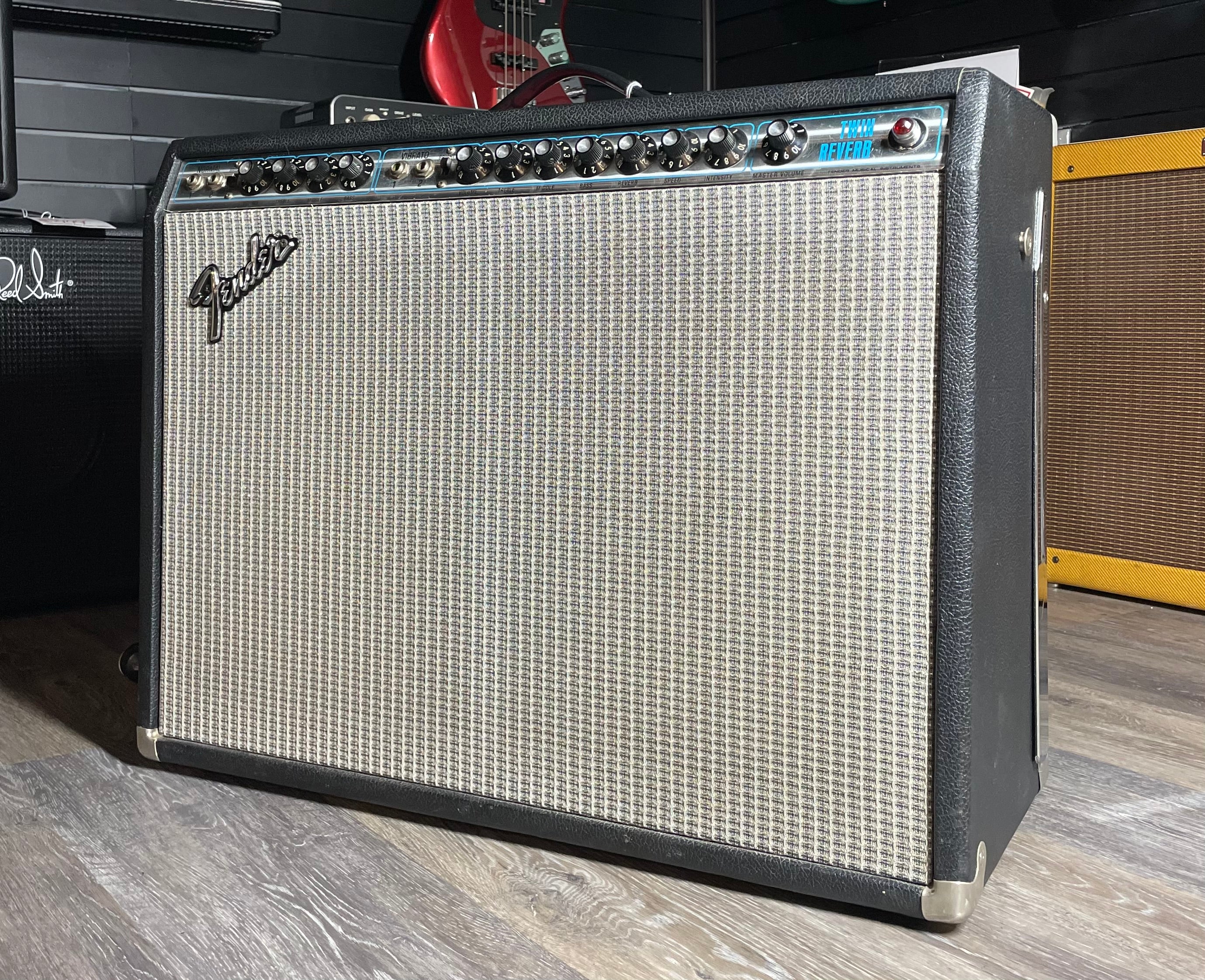 Fender Twin Reverb 100-Watt 2x12" Guitar Combo (1973) - Metronome Music Inc.