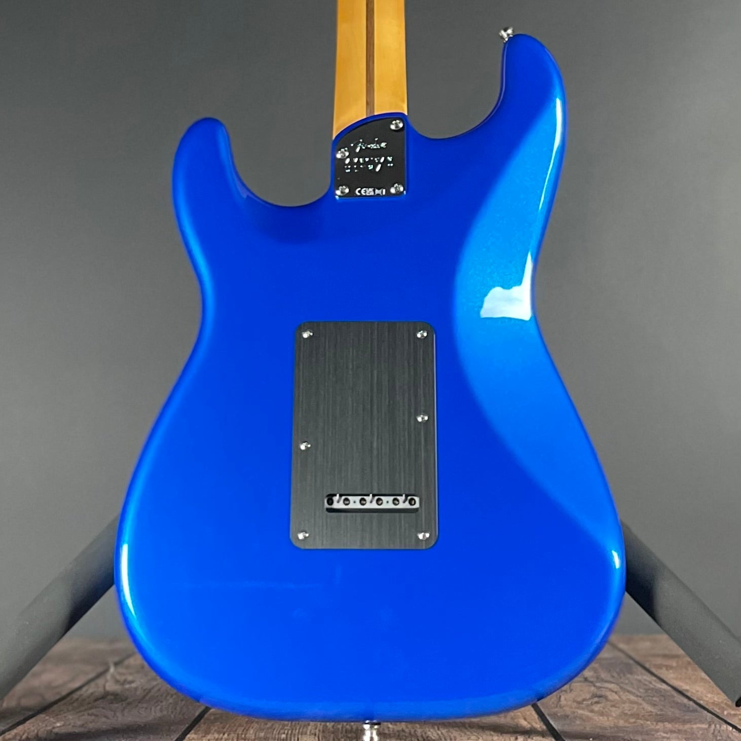 Fender American Ultra II Stratocaster, Ebony- Noble Blue (8lbs 1oz) - Metronome Music Inc.