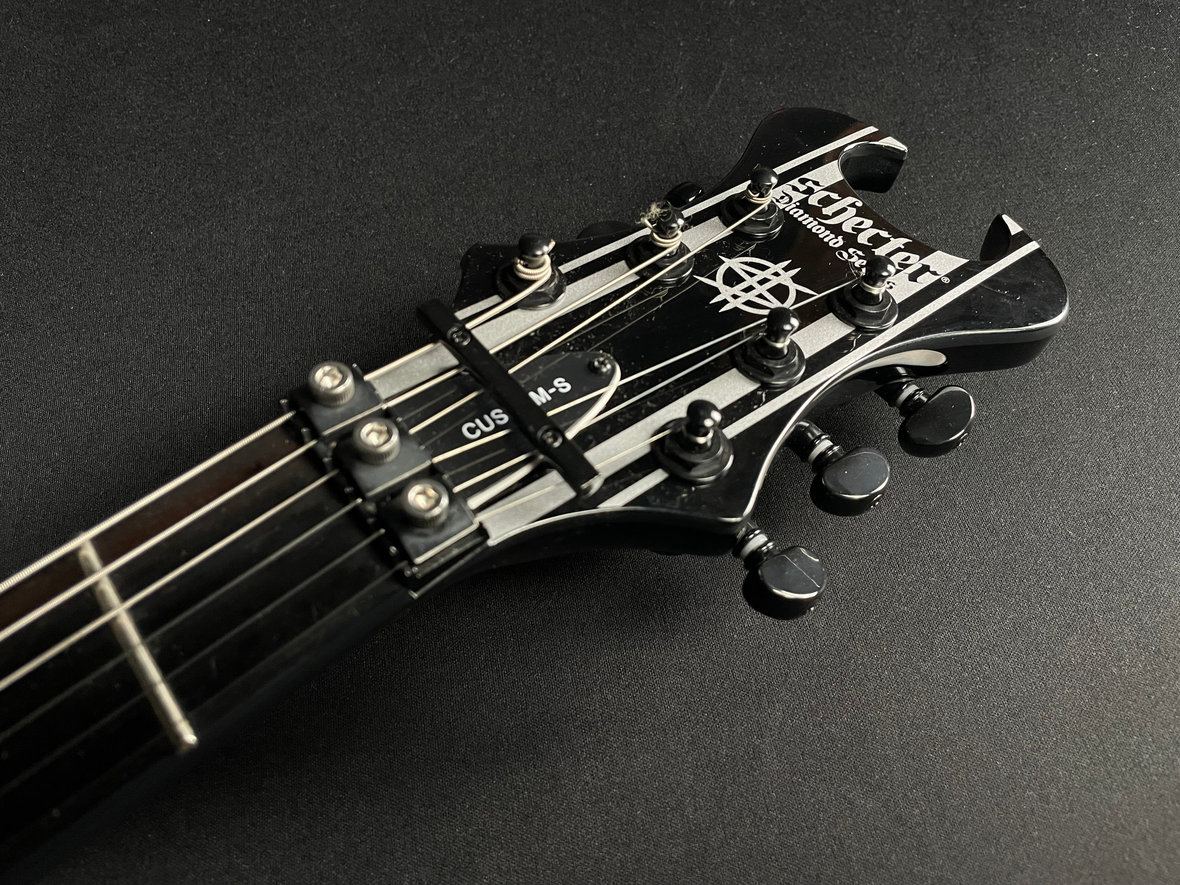 Schecter Synyster Gates Signature Synyster Custom-S Sustainiac - Schecter Humbucker - Metronome Music Inc.