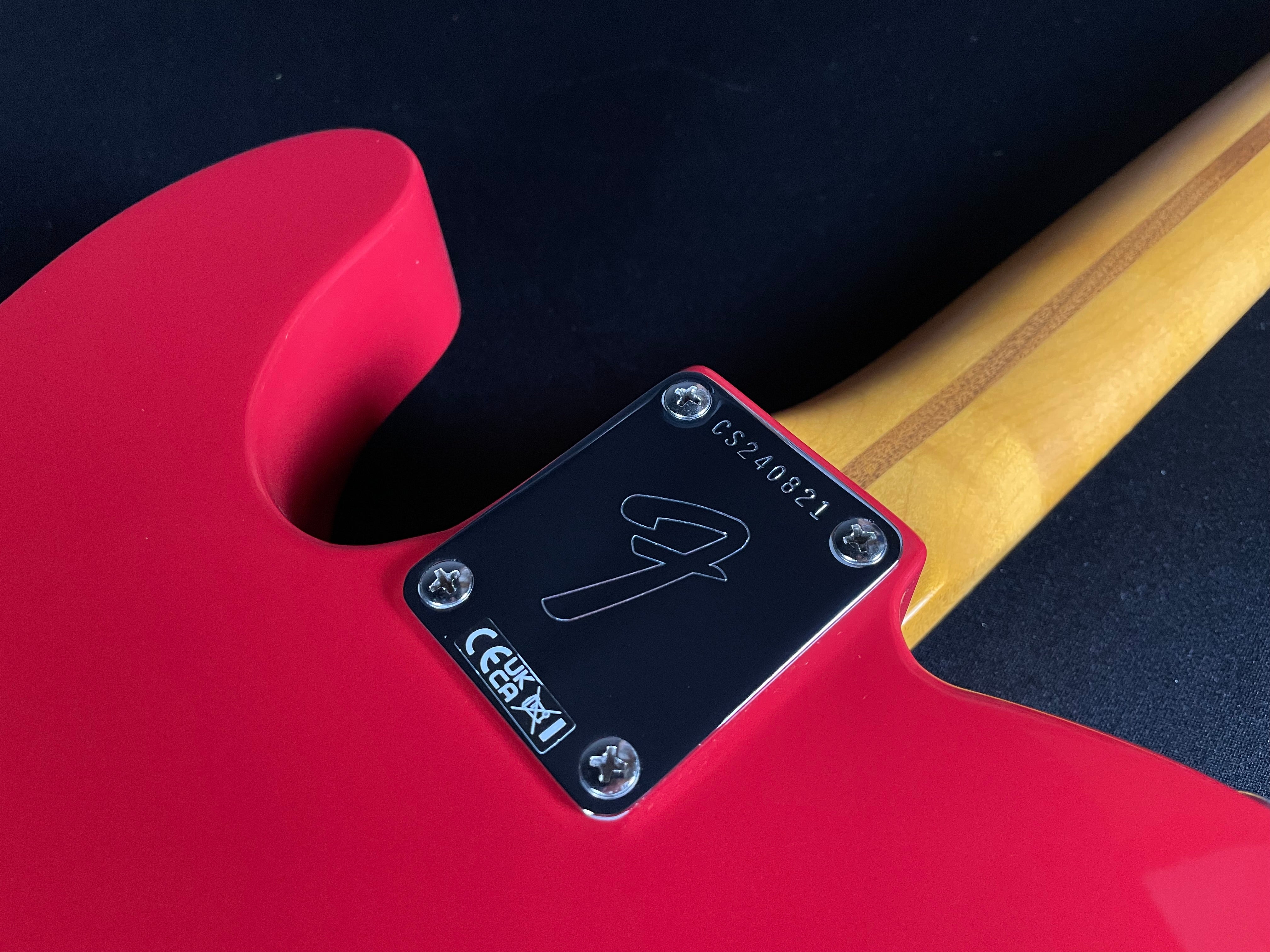 Fender Chris Shiflett Cleaver Telecaster Deluxe - Dakota Red - Metronome Music Inc.