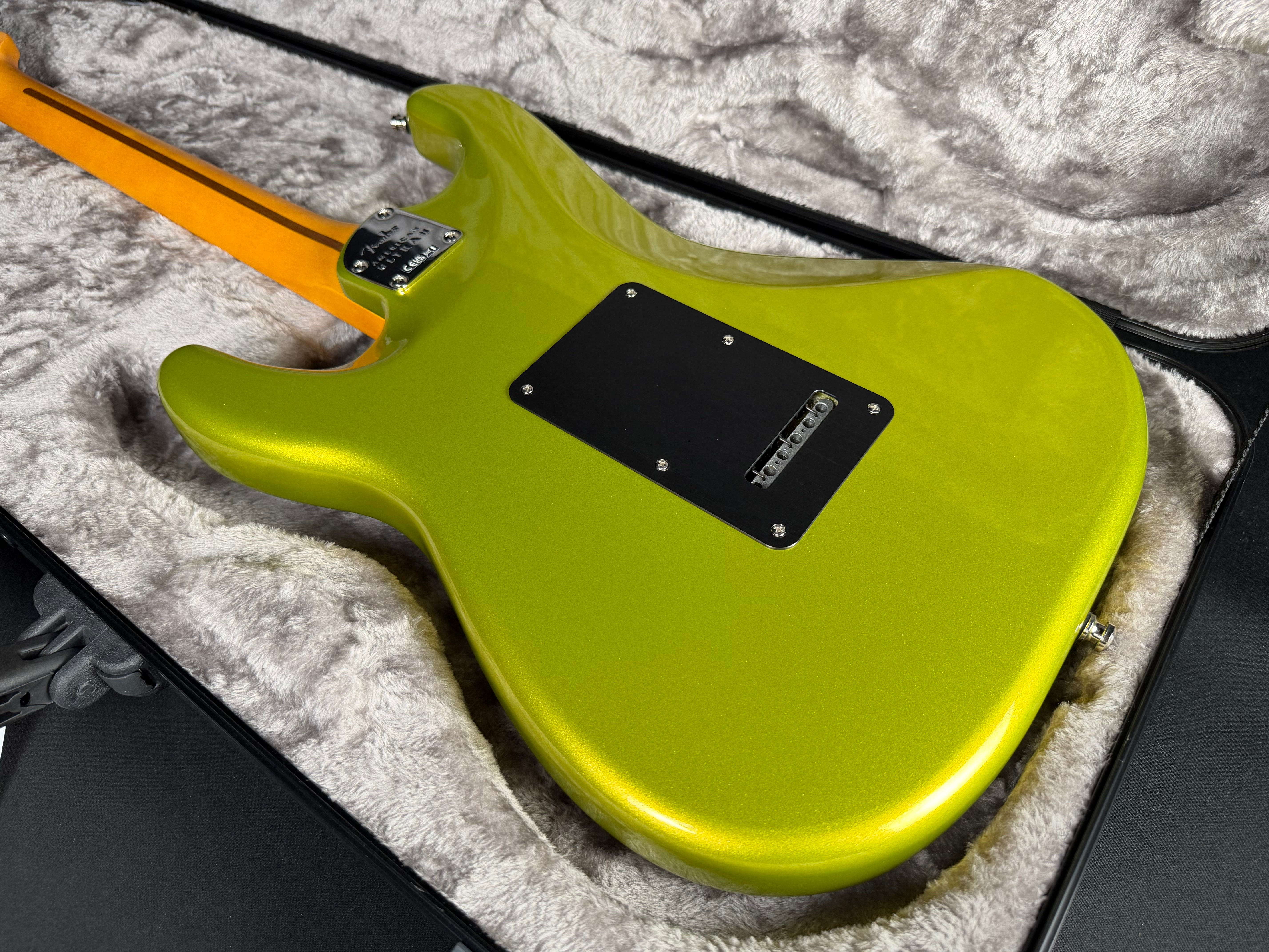 Fender American Ultra II Stratocaster, Maple- Solar Flare (2026)