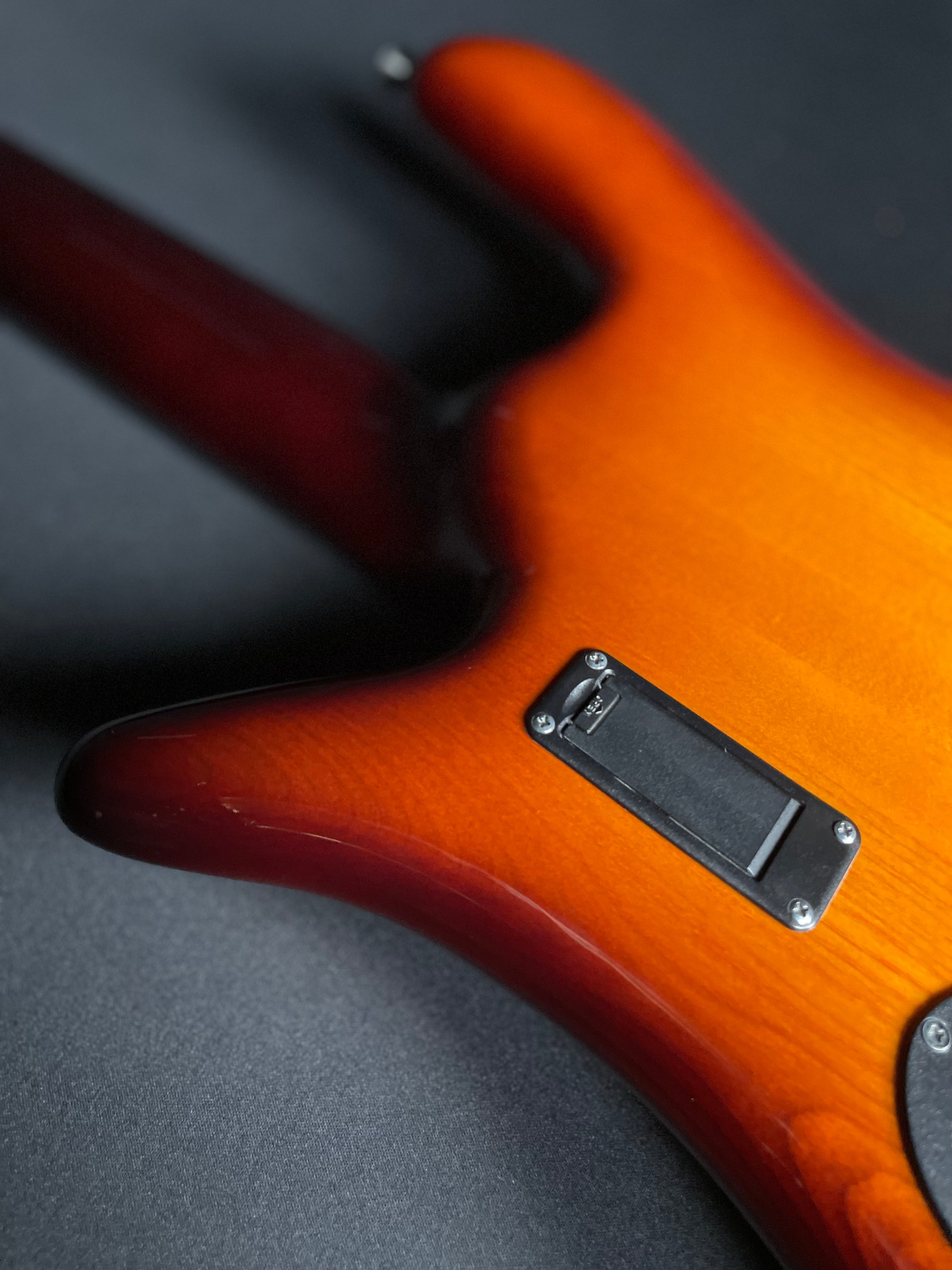 Spector Euro 5 LT Bass w/HSC - Copper Burst (2018) - Metronome Music Inc.