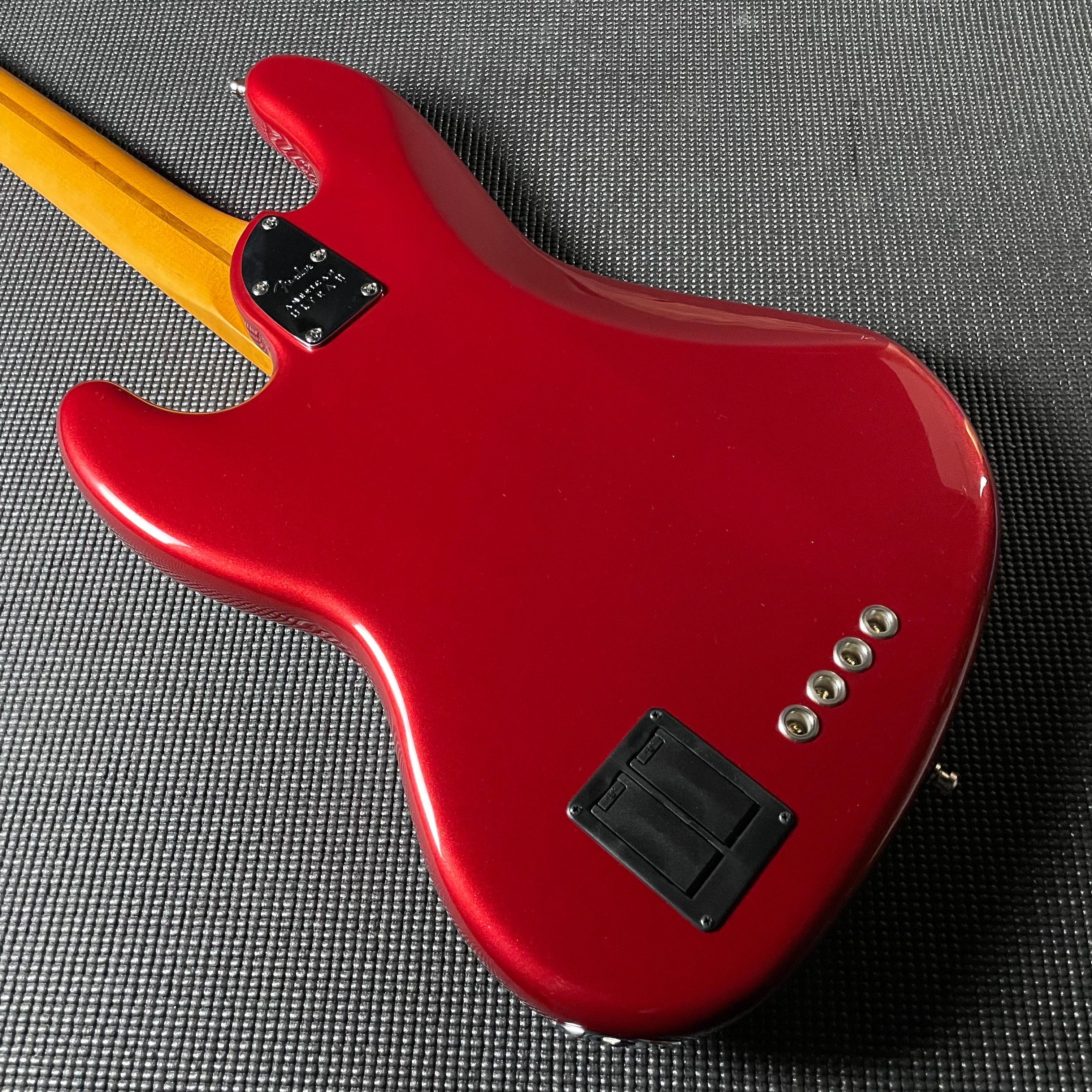 Fender American Ultra II Jazz Bass, Maple - Sinister Red - Metronome Music Inc.