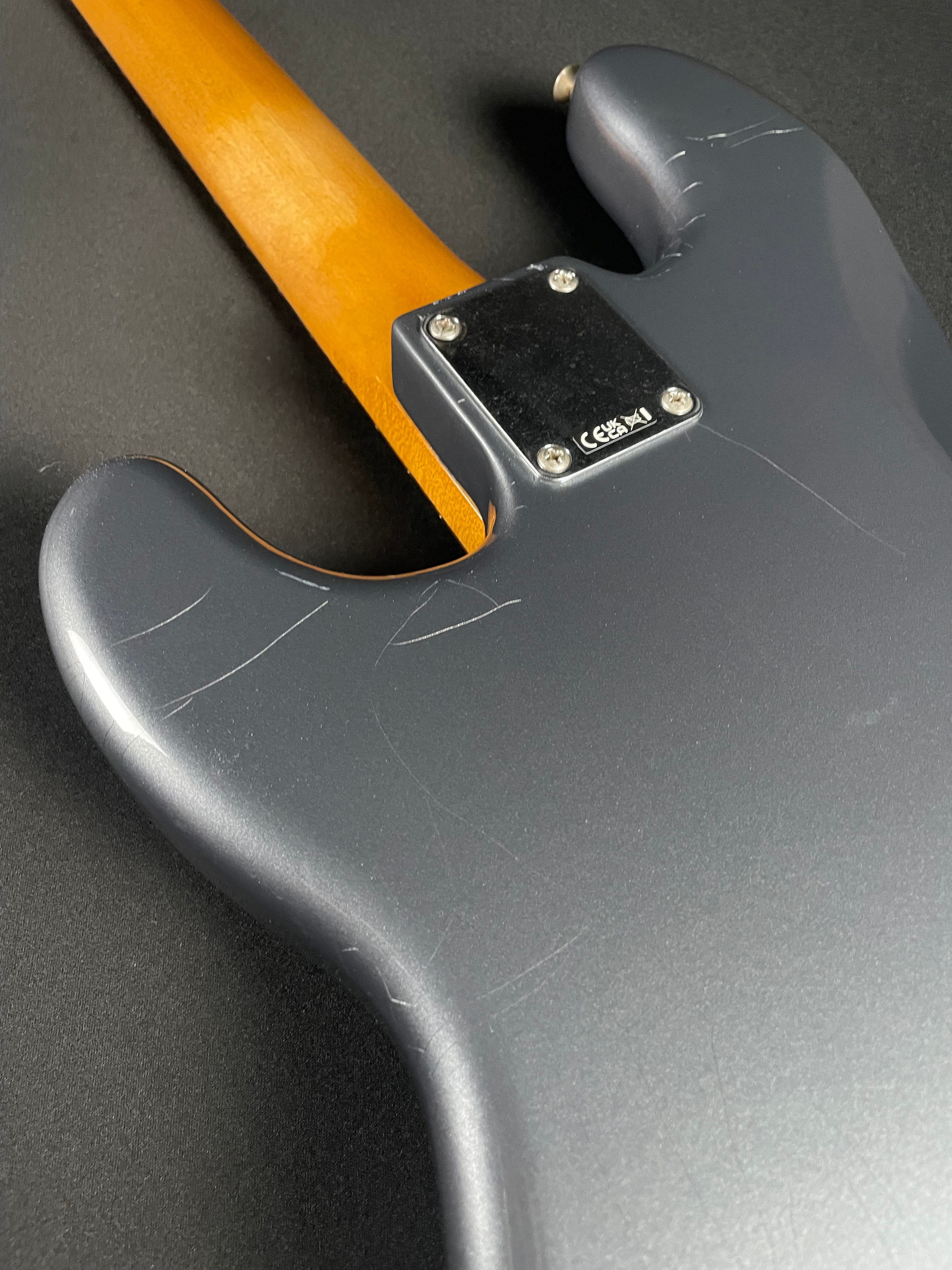 Fender Vintera II Road Worn '60s Precision Bass, Rosewood - Charcoal Frost Metallic - Metronome Music Inc.