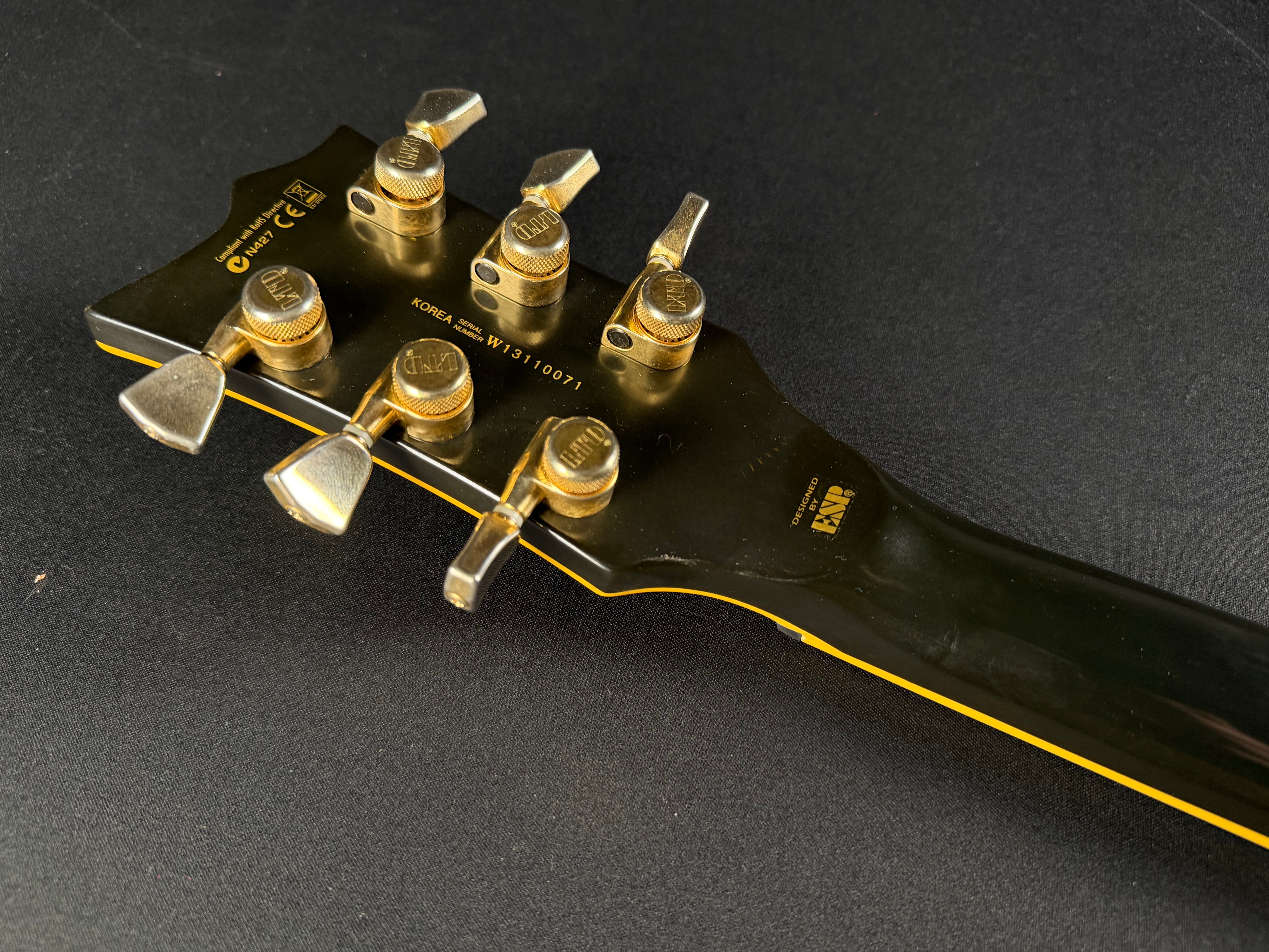 ESP LTD EC-1000 - Vintage Black (2013) - Metronome Music Inc.