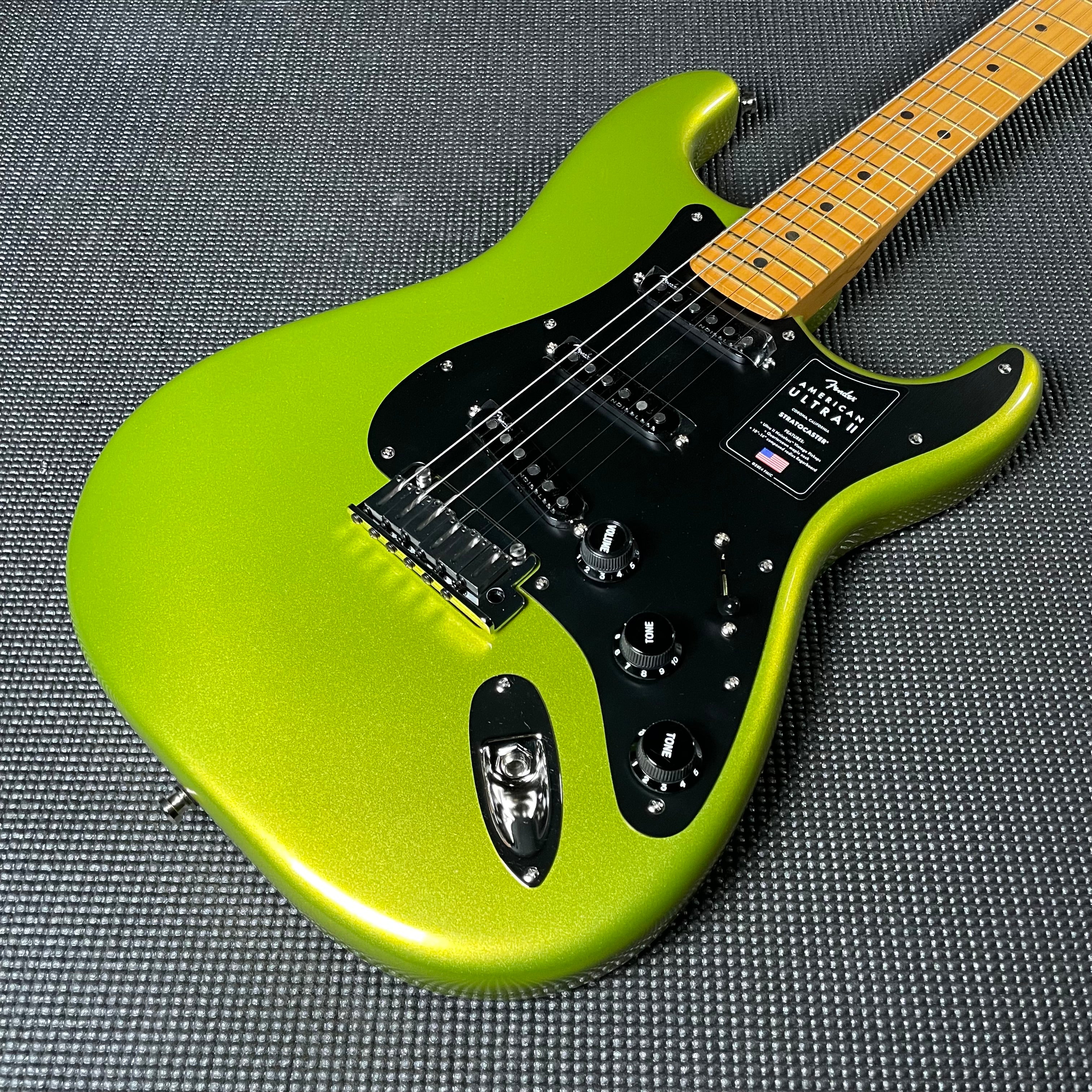 Fender American Ultra II Stratocaster, Maple - Solar Flare - Metronome Music Inc.