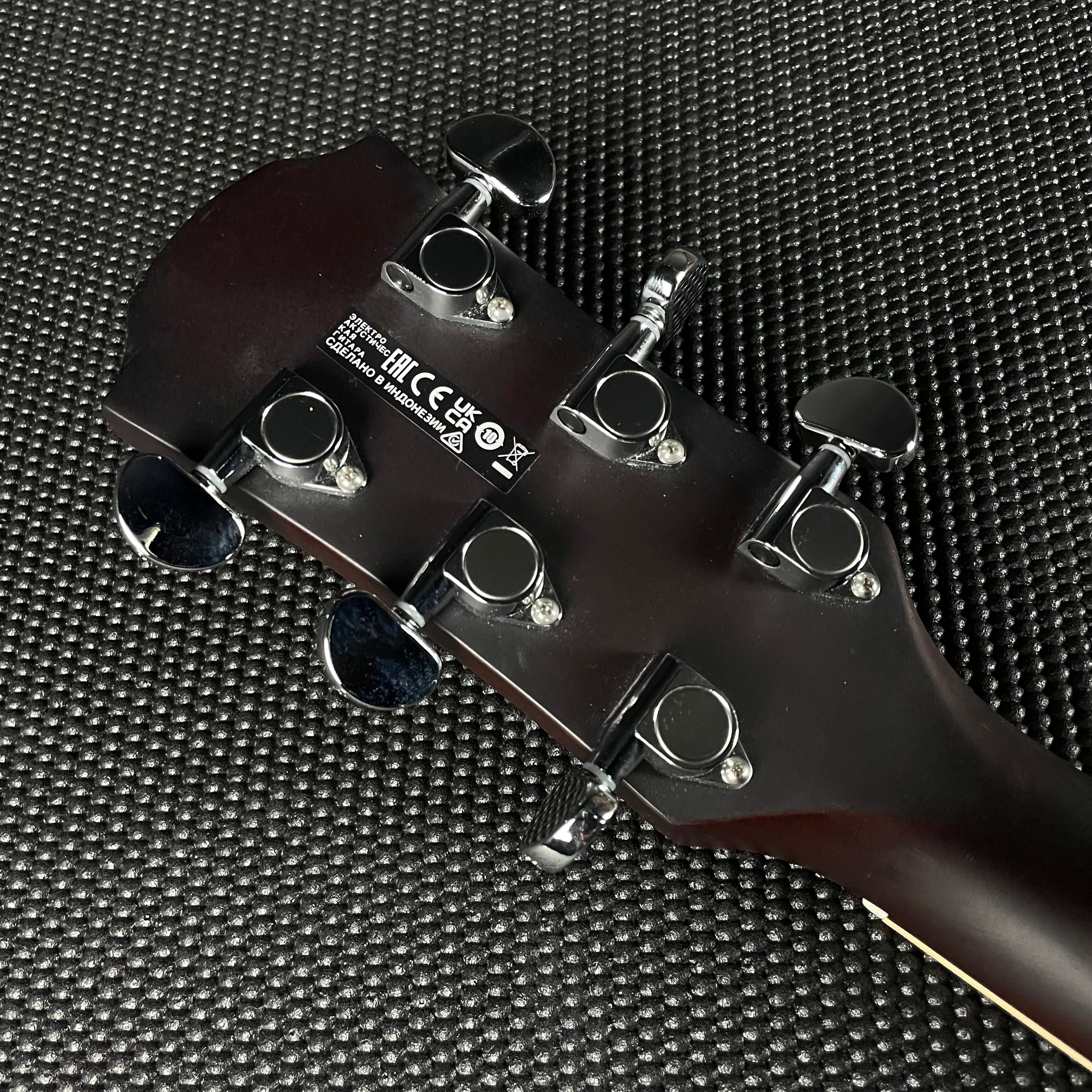 Yamaha APX600 Thinline Acoustic- Natural - Metronome Music Inc.