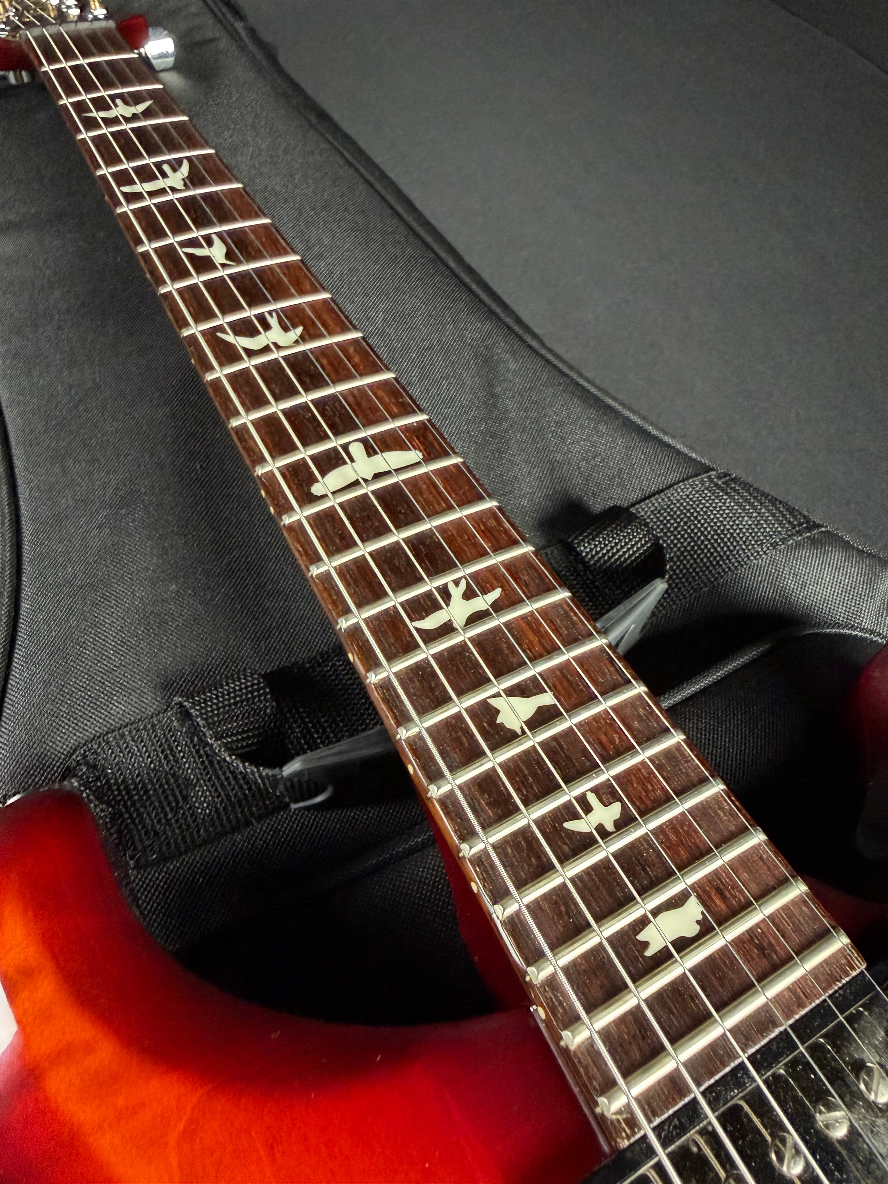 PRS S2 Custom 22 w/Gig Bag - Dark Cherry Burst (2014)