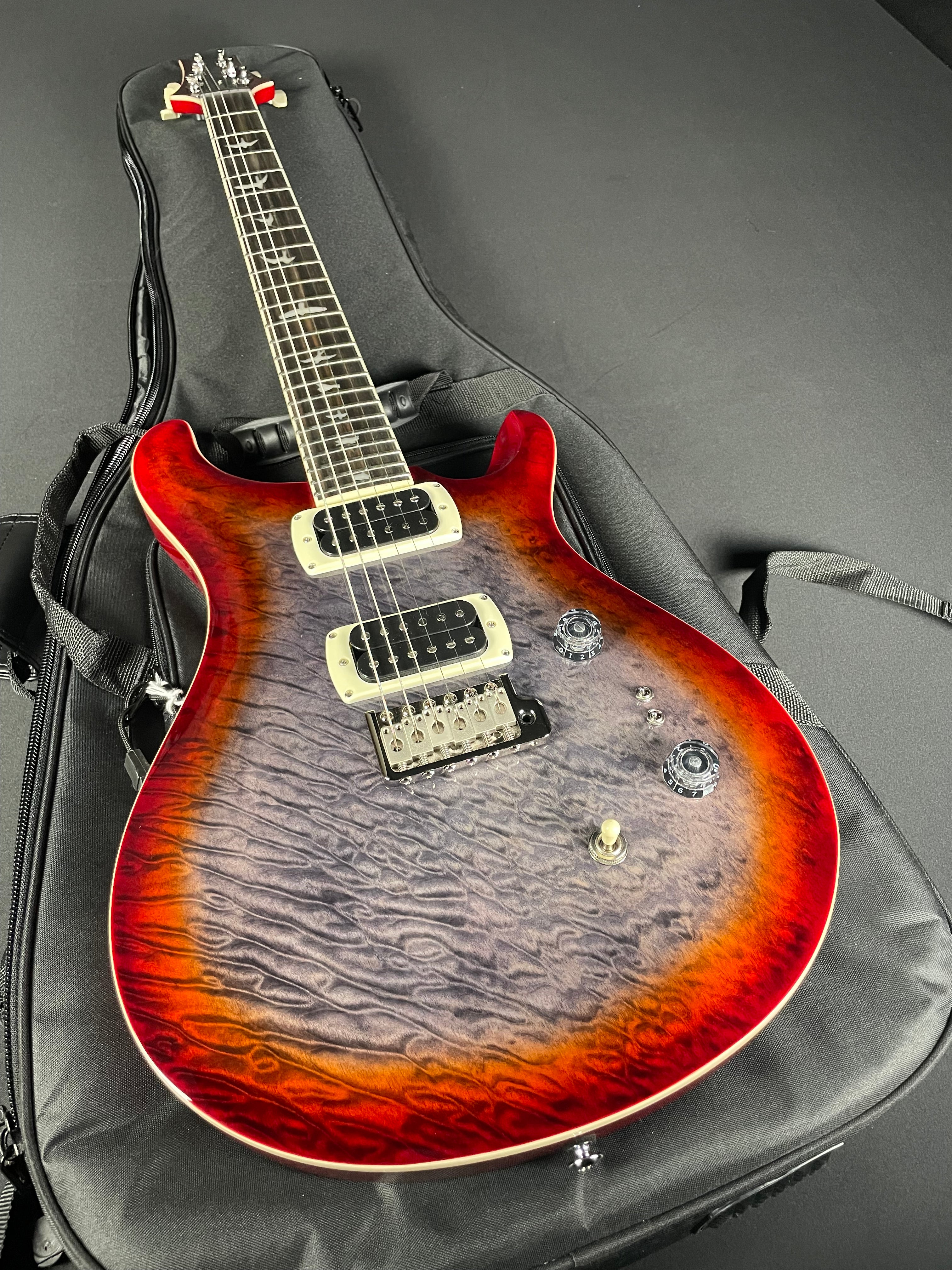 PRS SE Custom 24-08 Quilt Package - Charcoal Cherry Burst
