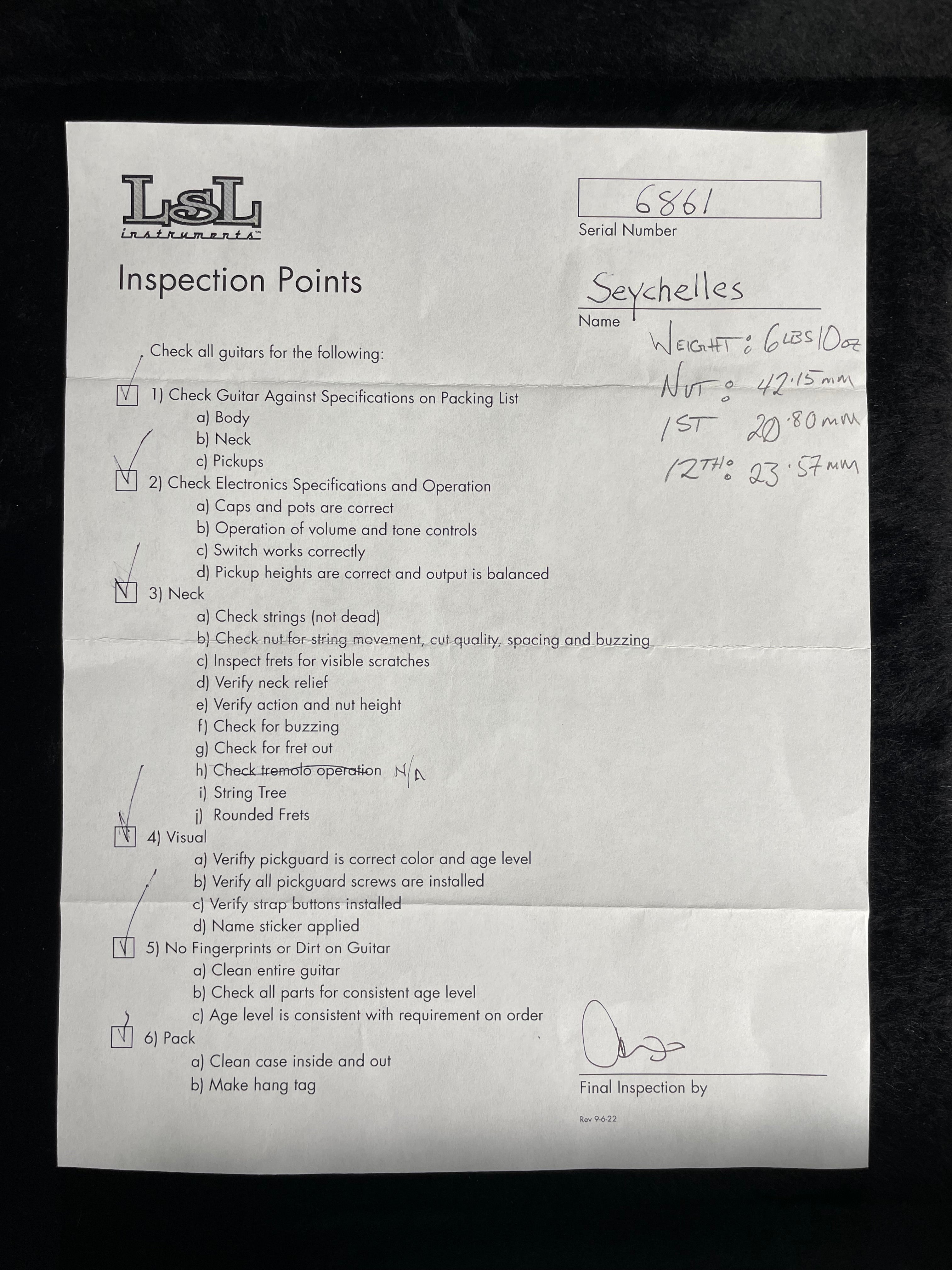 LsL Instruments T-Bone Deluxe Quilt Top, Birdseye Maple - Laguna Blue Gradient - Metronome Music Inc.