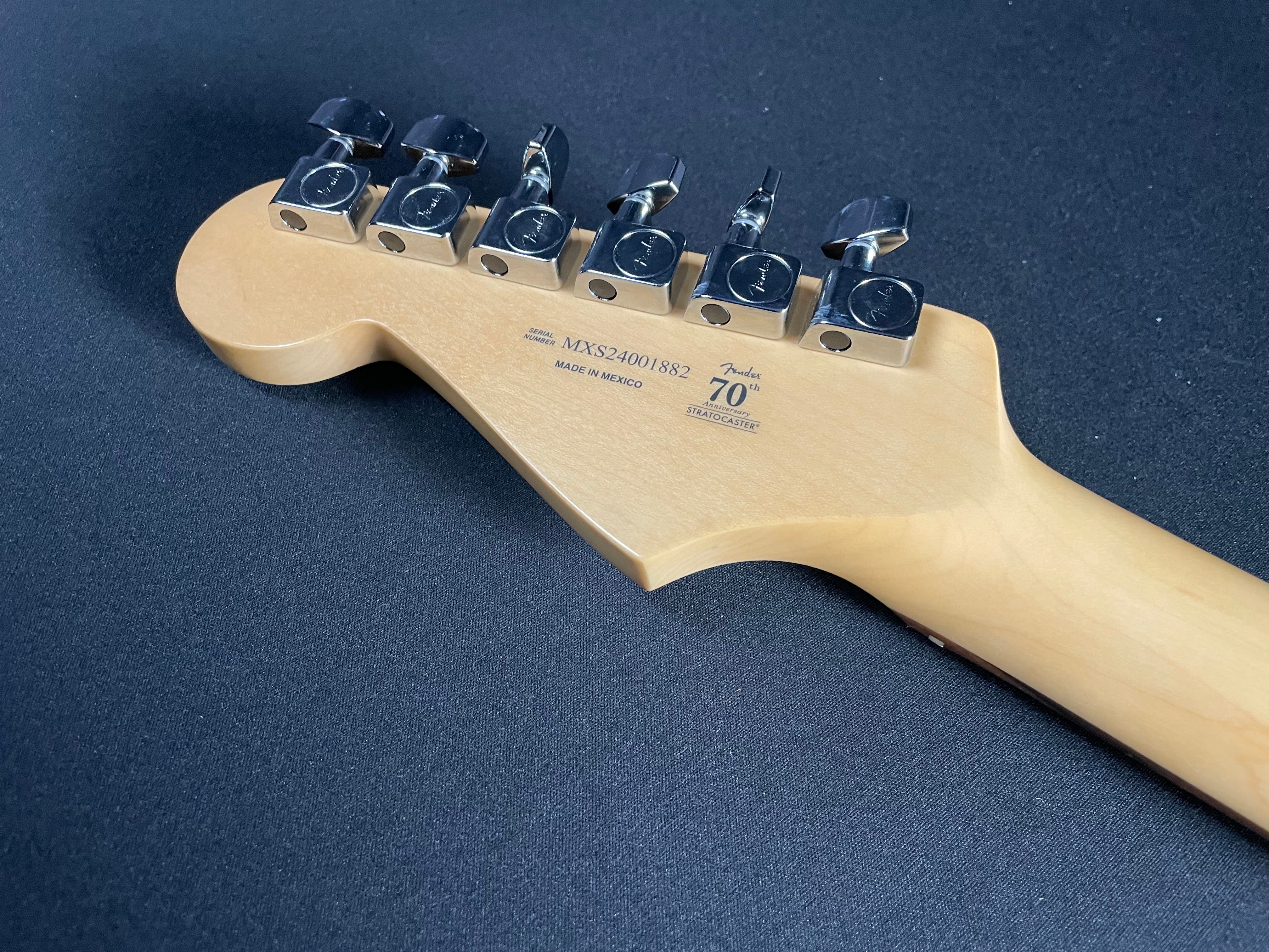 Fender Player Stratocaster - Anniversary 2-Color Sunburst (2024) - Metronome Music Inc.