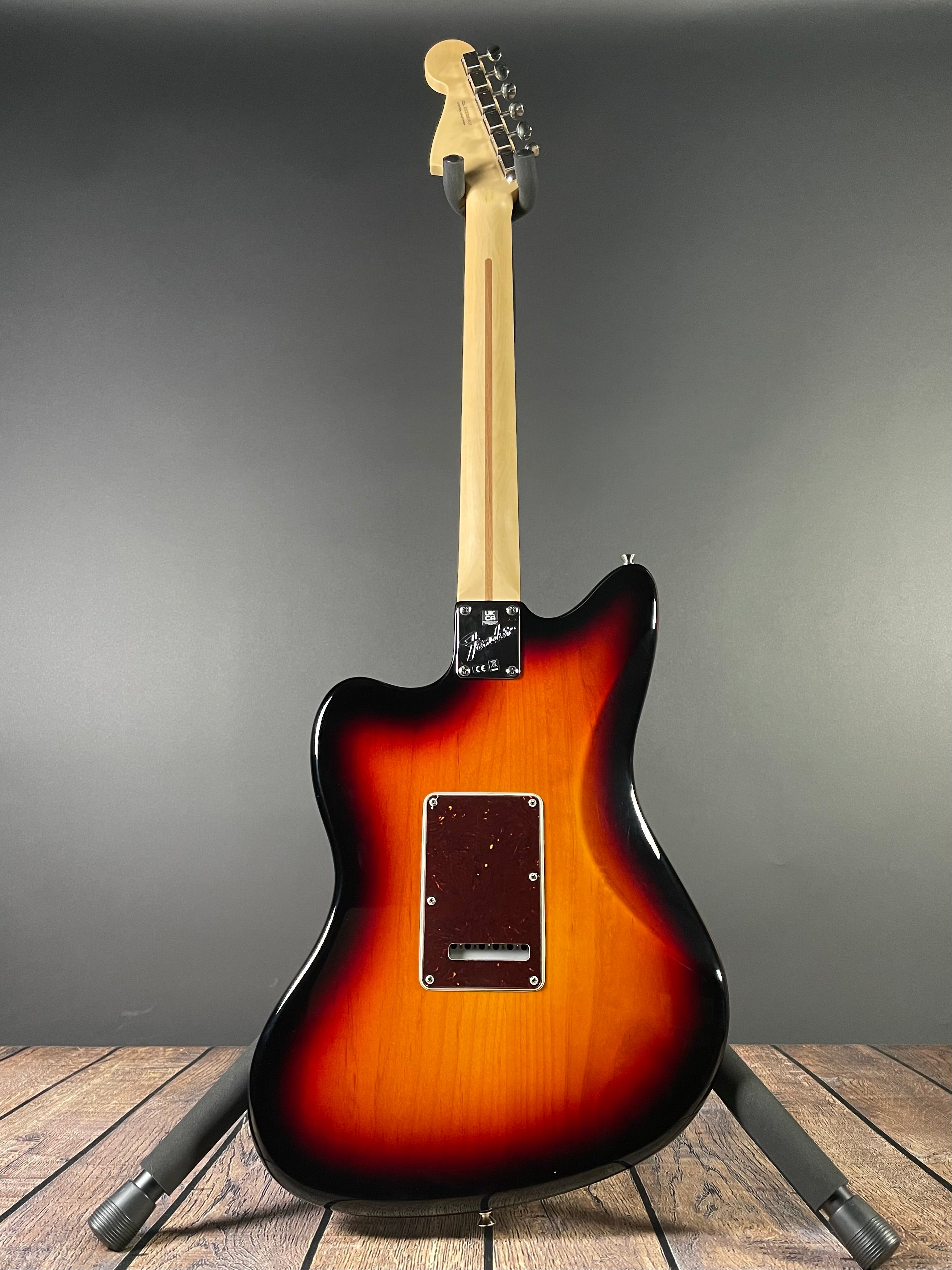 Fender American Performer Jazzmaster, Rosewood- 3-Tone Sunburst - Metronome Music Inc.