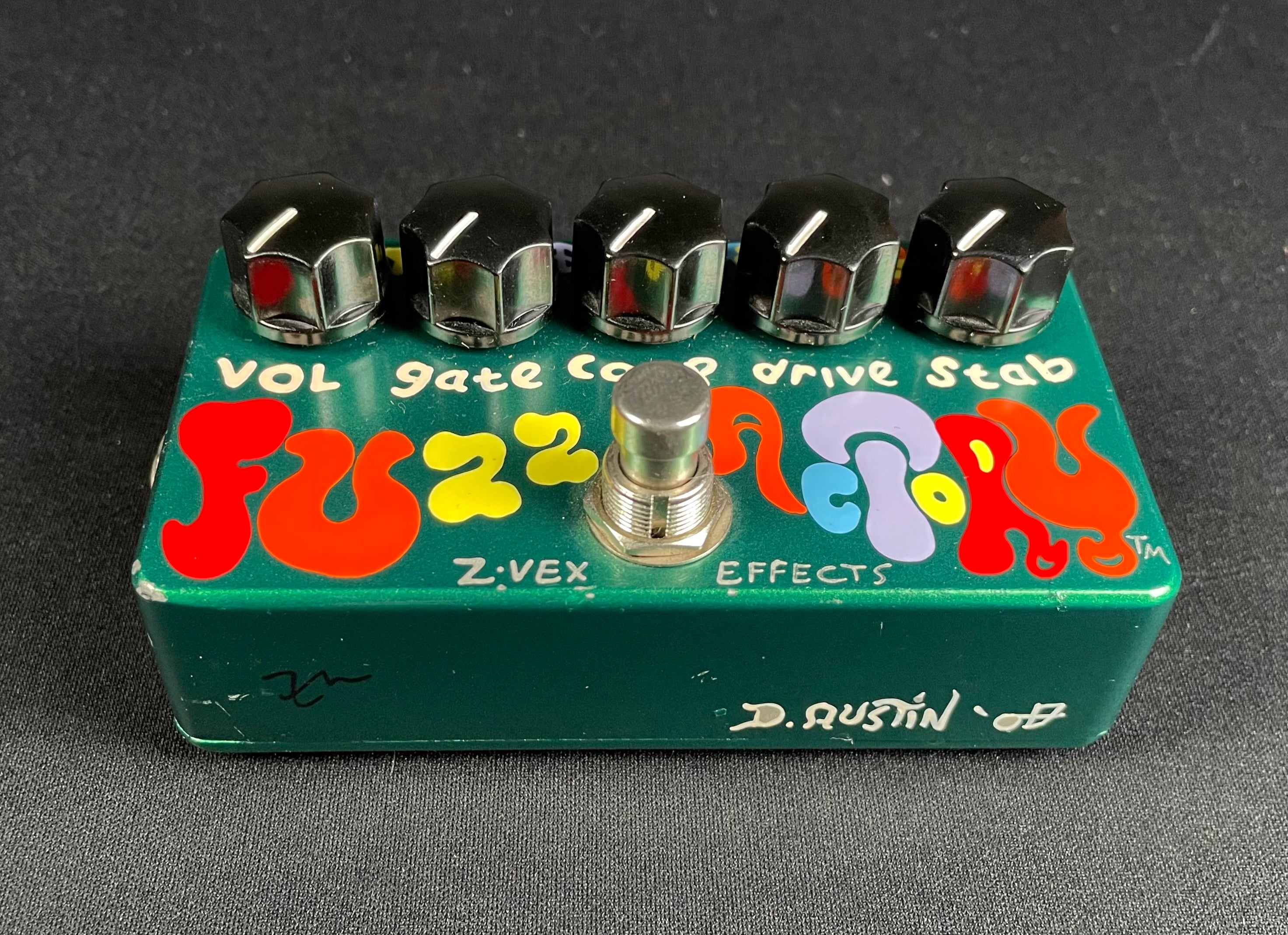 Zvex Fuzz Factory - Green Hand Painted (2008) - Metronome Music Inc.