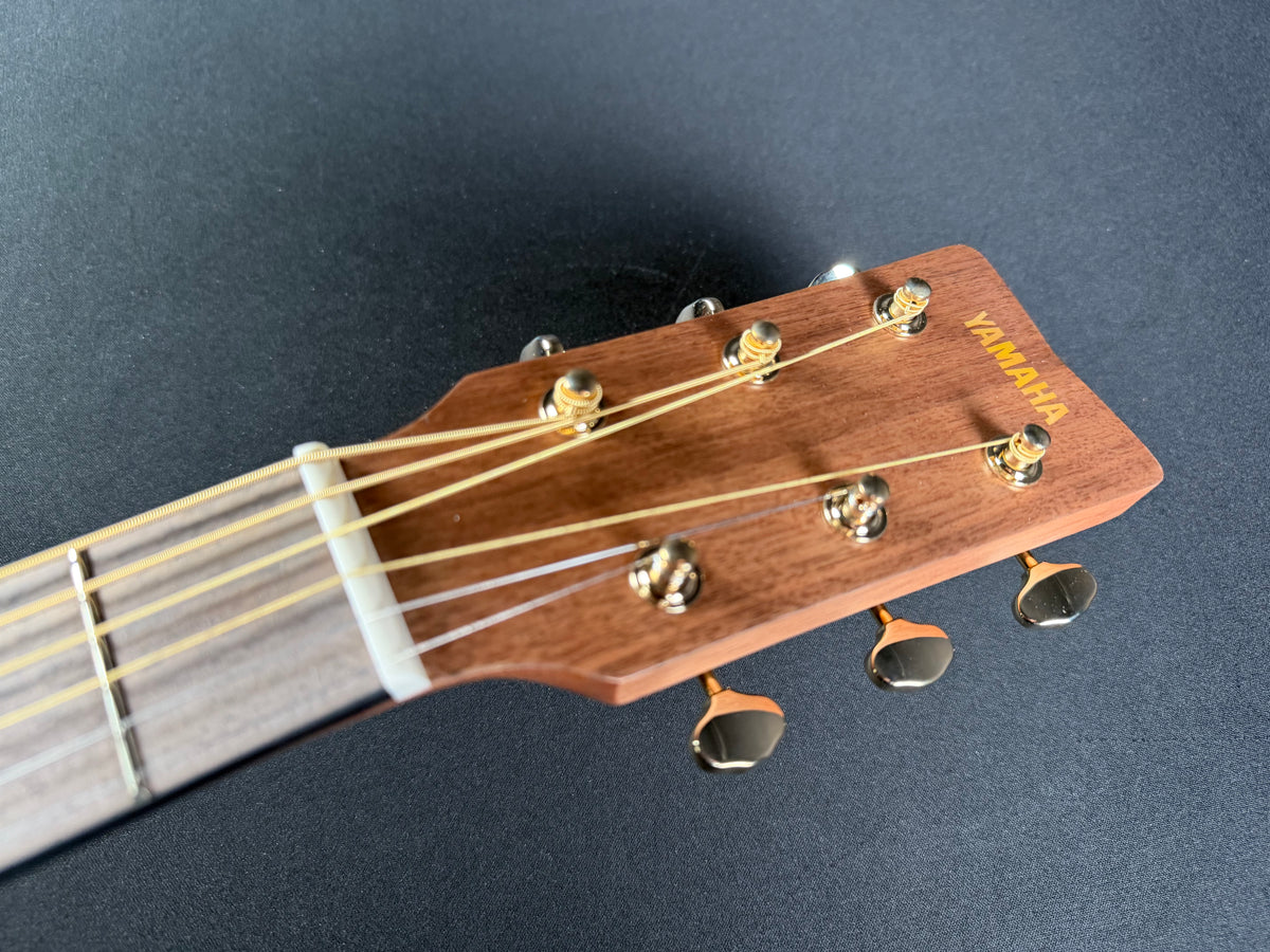 Yamaha Storia II Acoustic-Electric Guitar