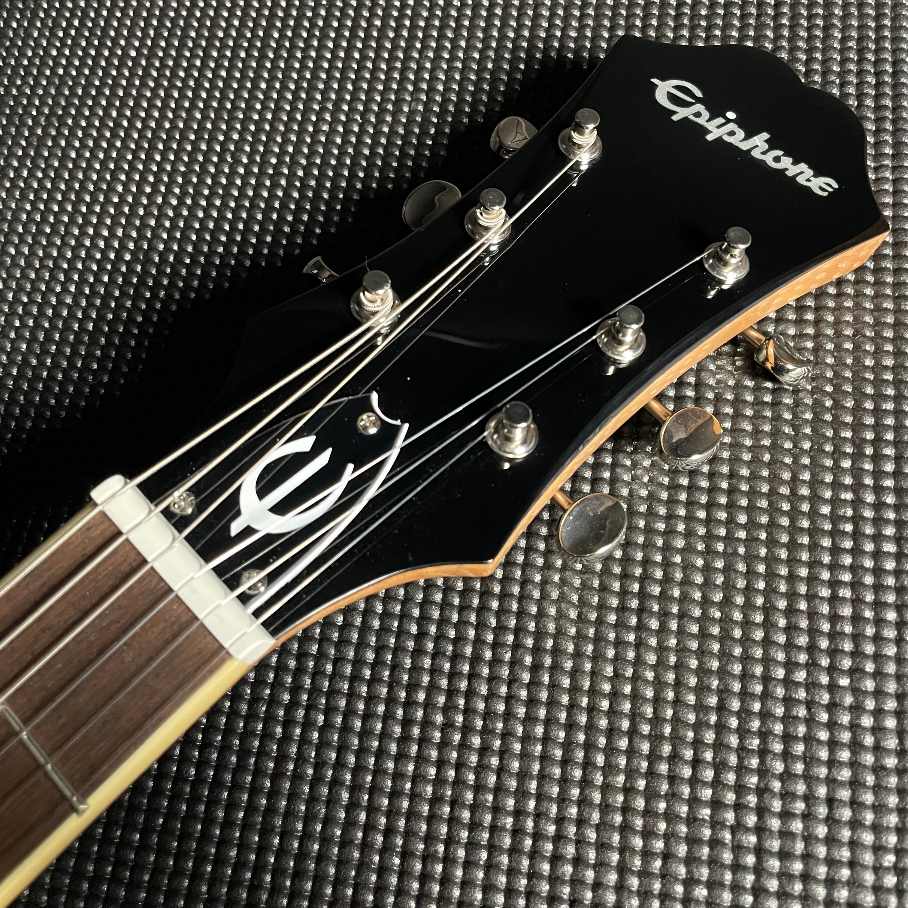 Epiphone Casino w/Gig Bag - Natural - Metronome Music Inc.