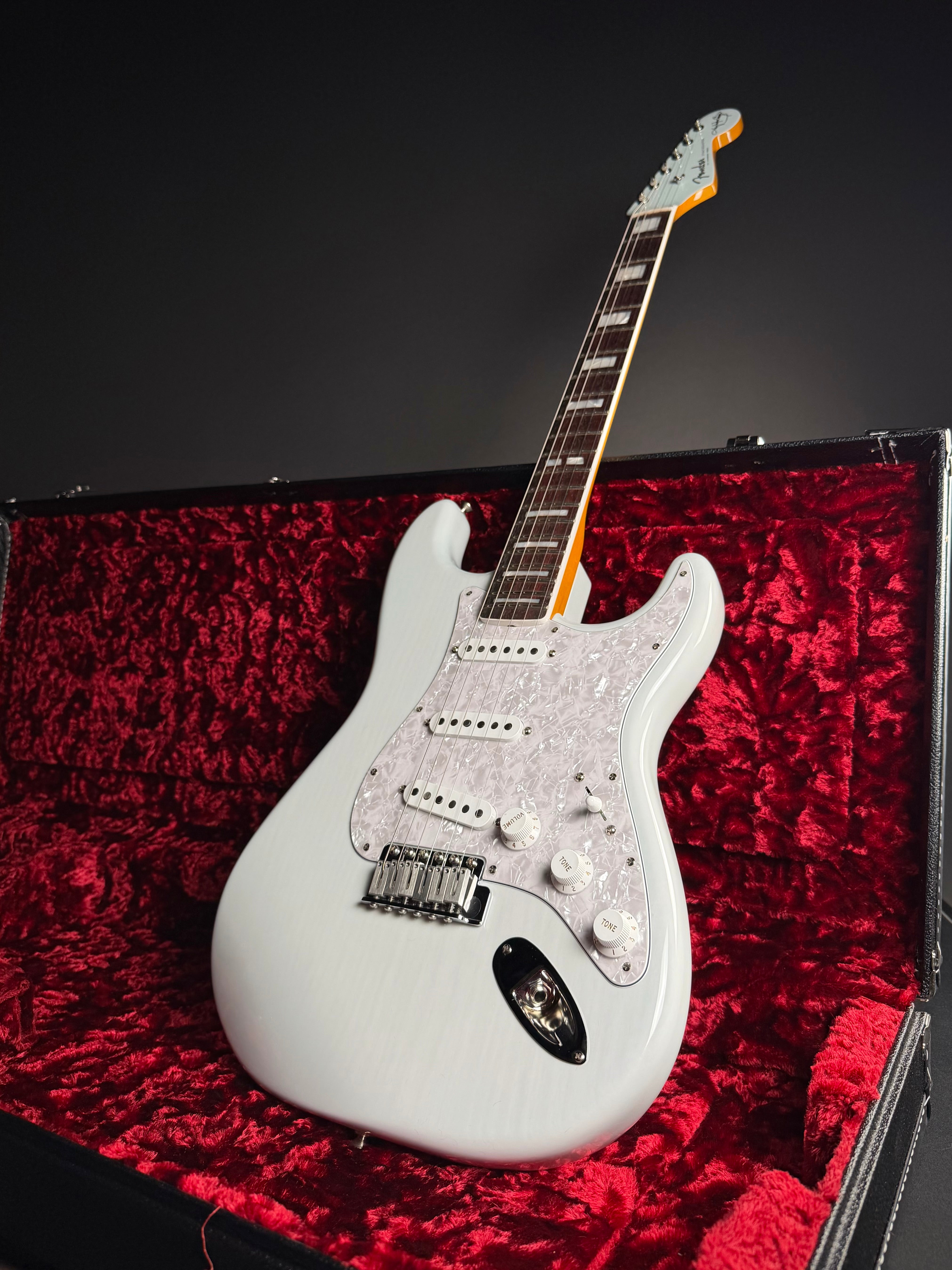 Fender Kenny Wayne Shepherd Stratocaster - Transparent Faded Sonic Blue (2026)