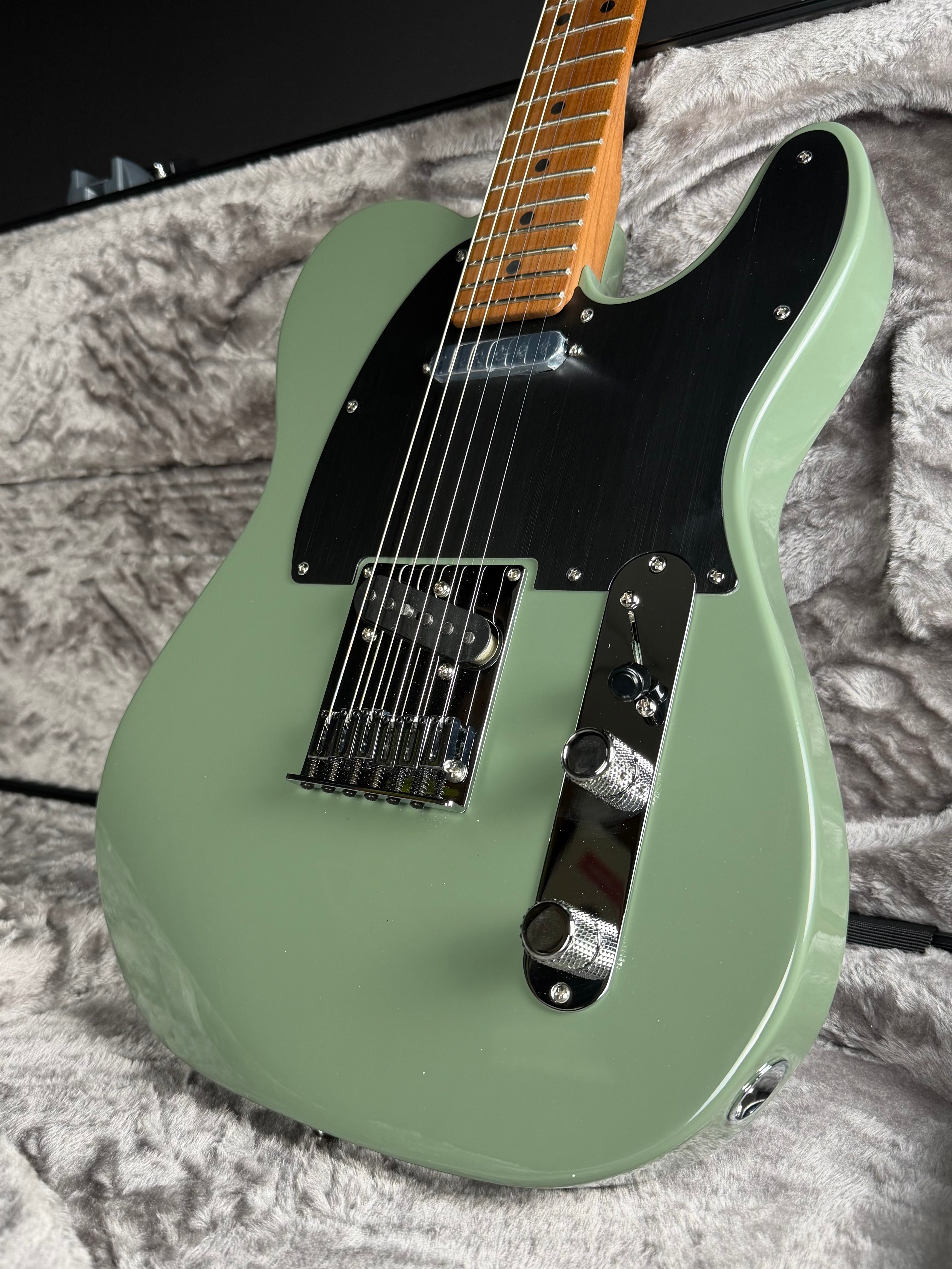 Fender Limited Edition American Ultra II Telecaster - Antique Olive