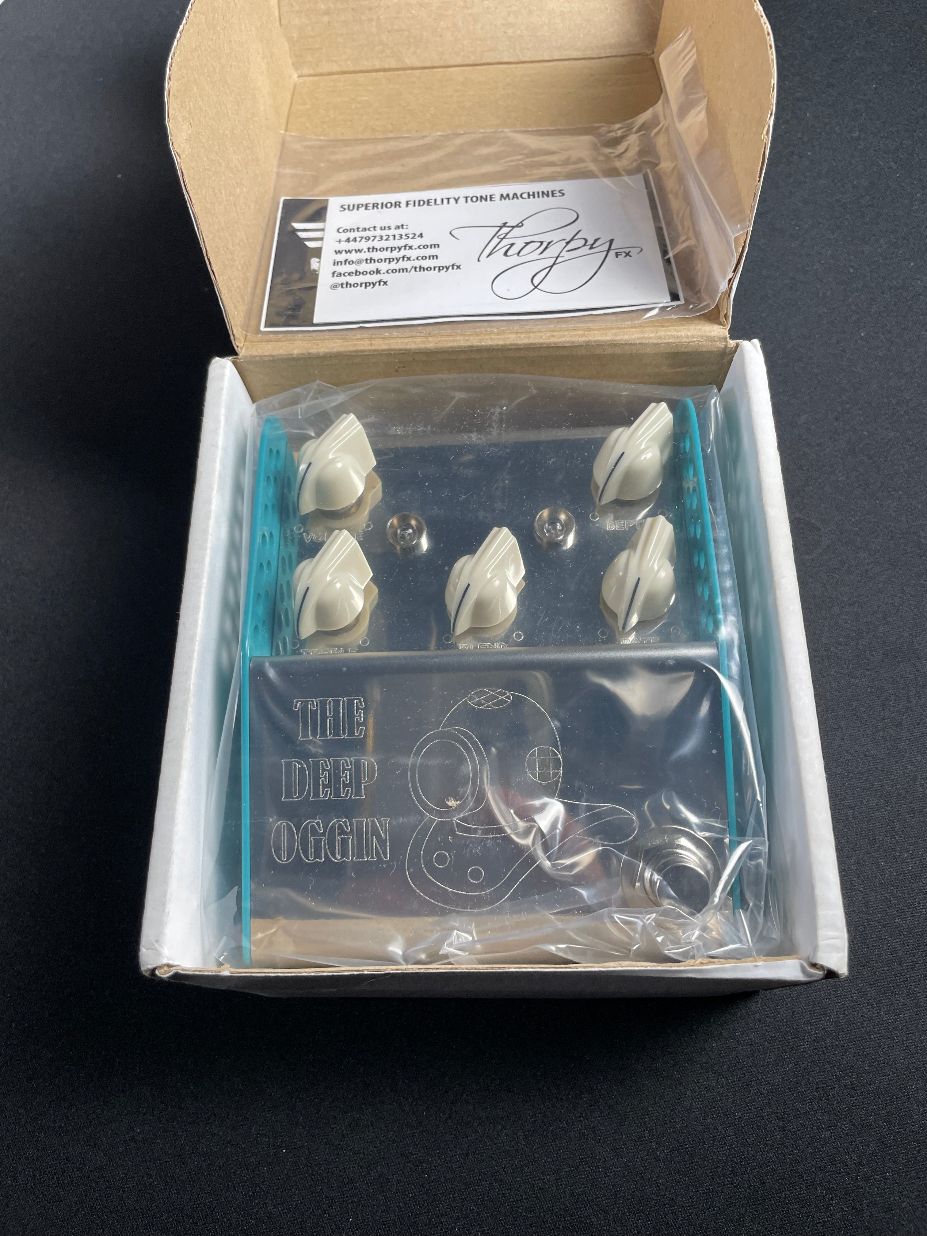 ThorpyFX Deep Oggin Chorus/Vibrato - Metronome Music Inc.