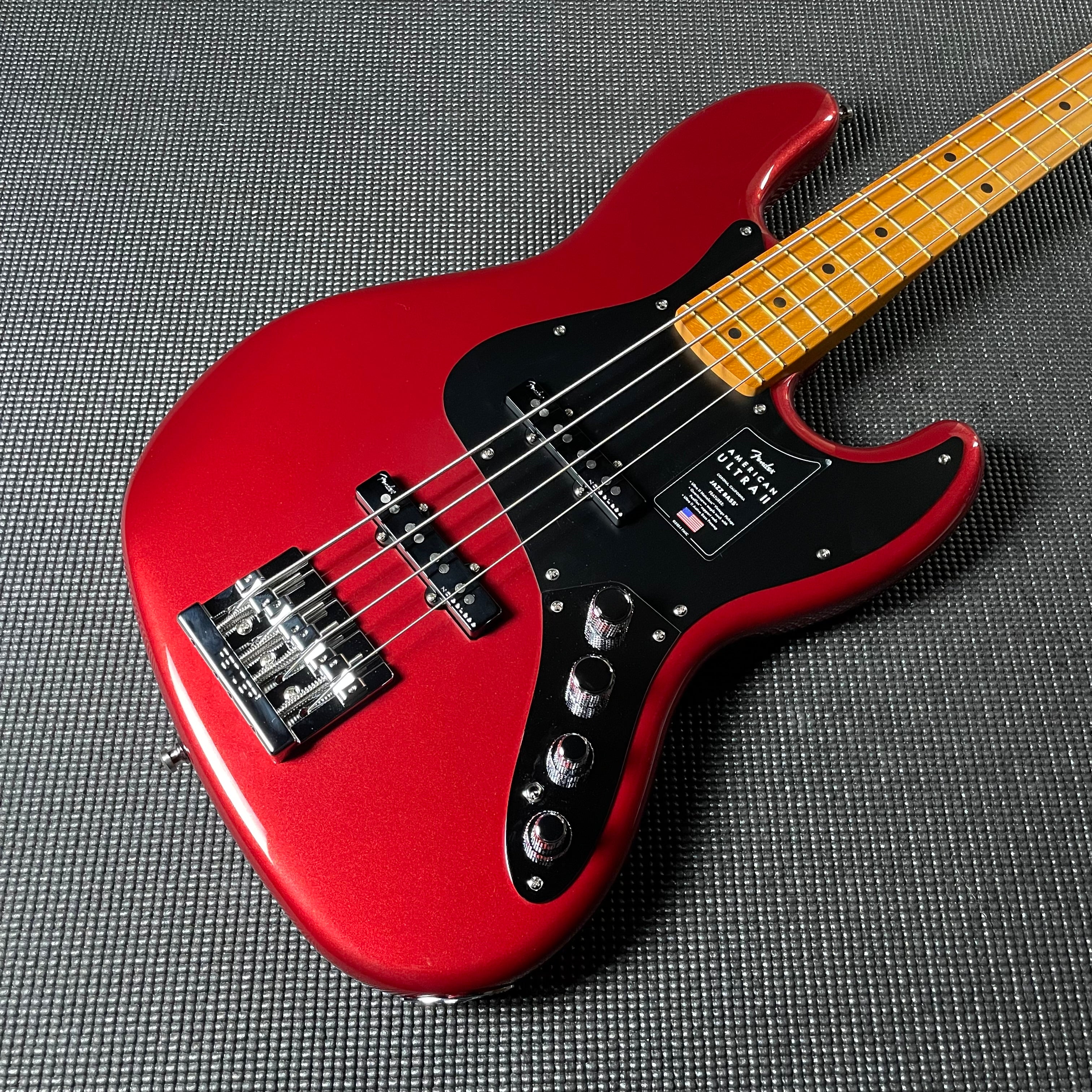 Fender American Ultra II Jazz Bass, Maple - Sinister Red - Metronome Music Inc.