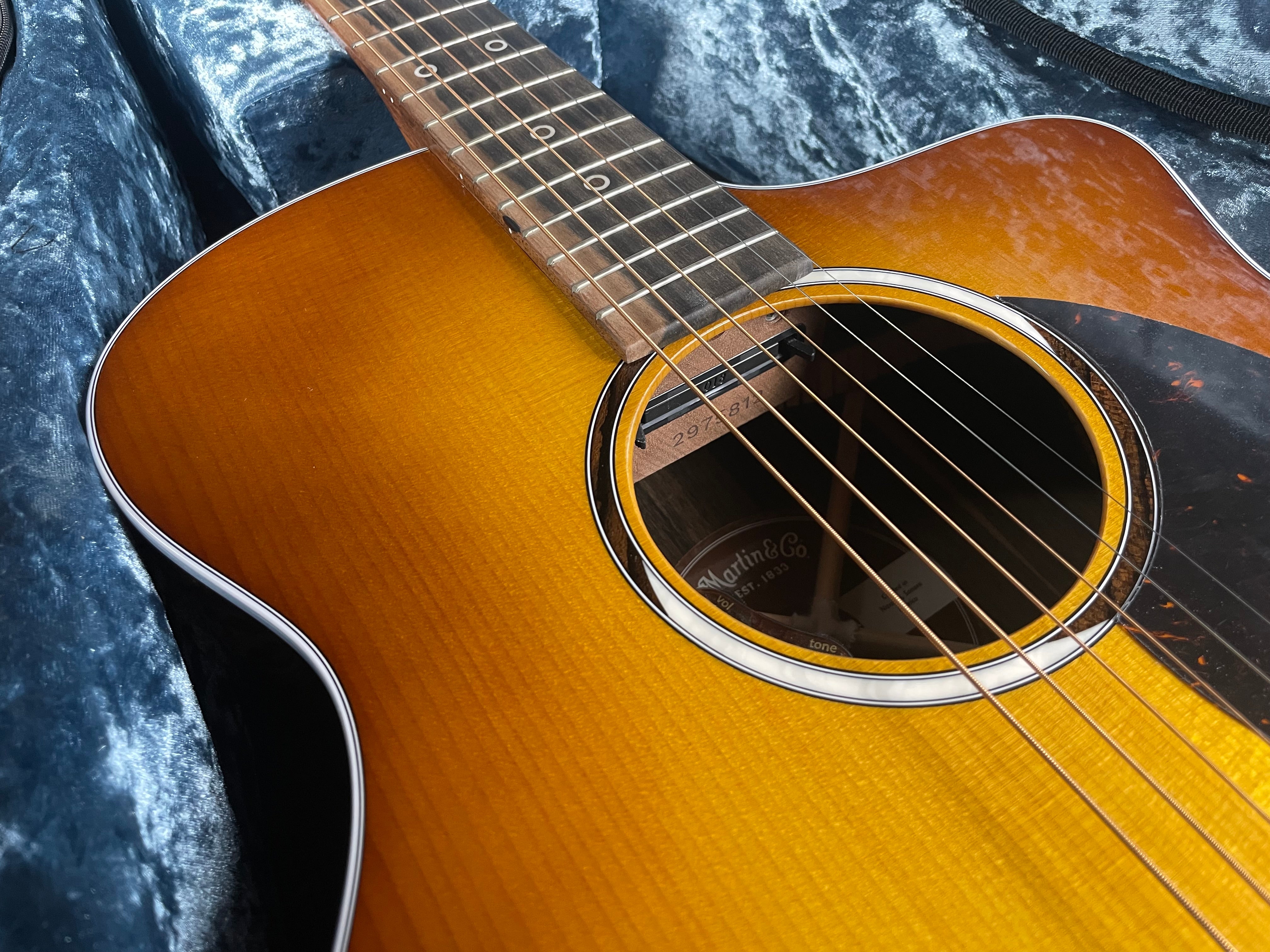 Martin SC-13E Special w/Soft-Shell Case- Burst (2025) - Metronome Music Inc.