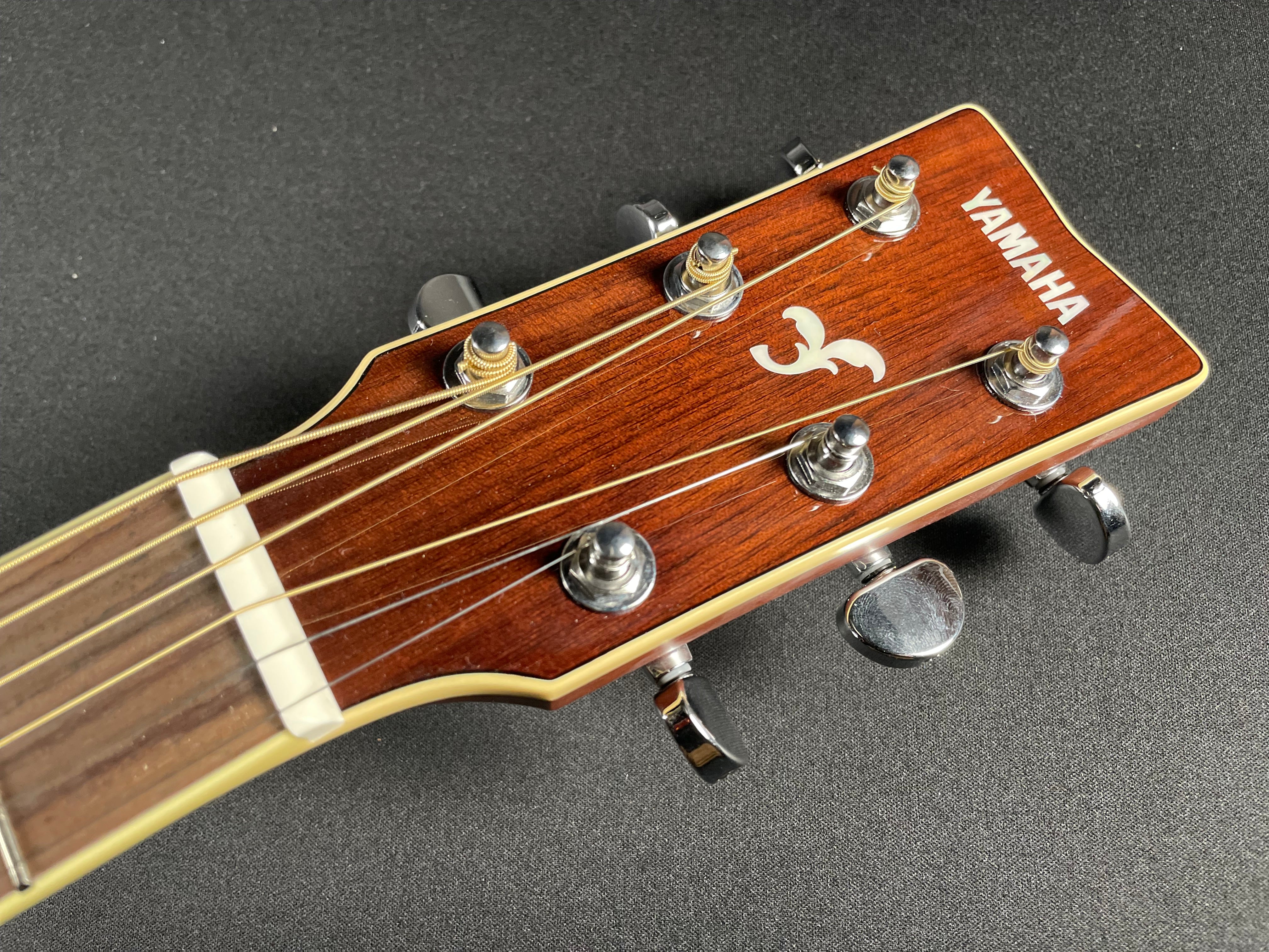 Yamaha FG830 Solid Top Acoustic Guitar - Natural - Metronome Music Inc.