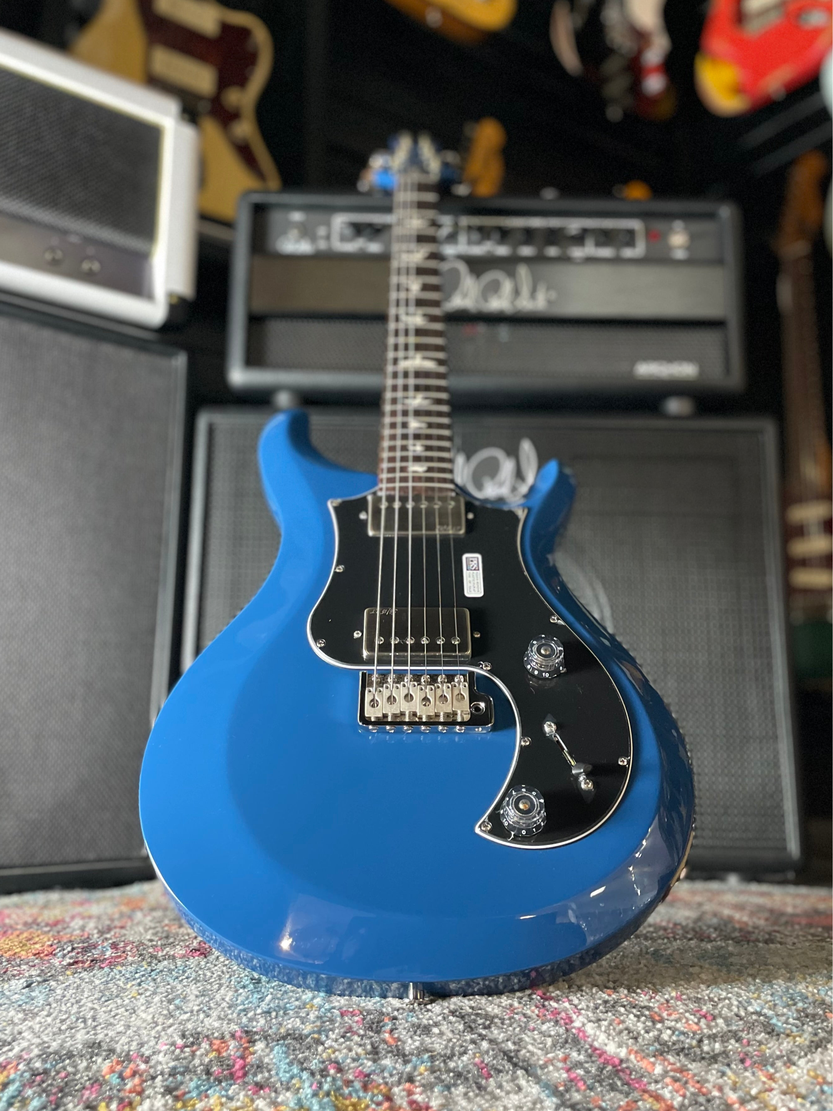 PRS S2 Standard 22 w/Gig Bag - Space Blue - Metronome Music Inc.