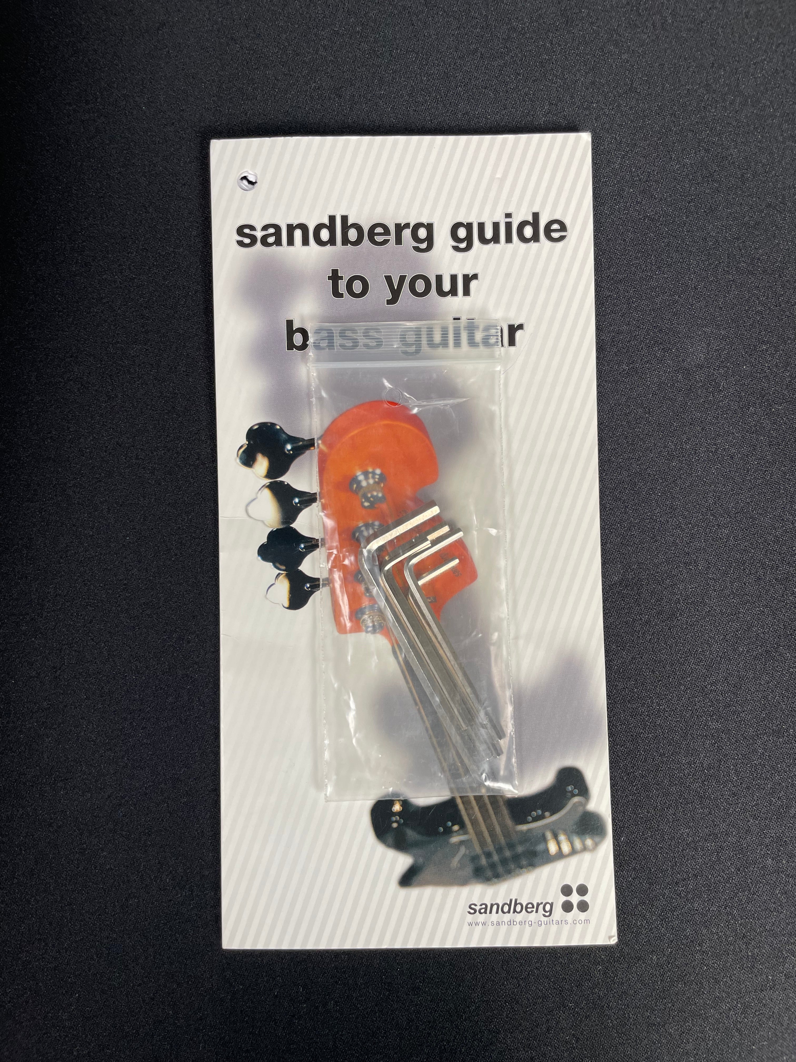 Sandberg California TM4 w/Gig Bag - Creme  (2018) - Metronome Music Inc.