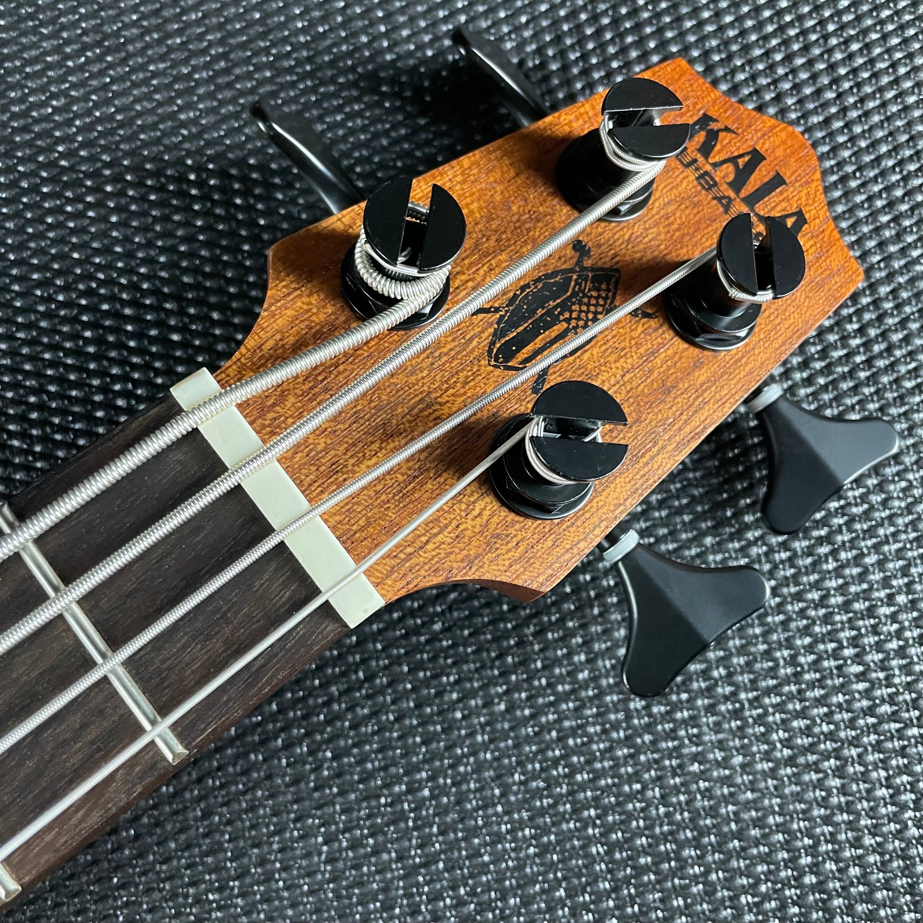 Kala Bakithi Kumalo Signature Acoustic-Electric U•BASS - Metronome Music Inc.