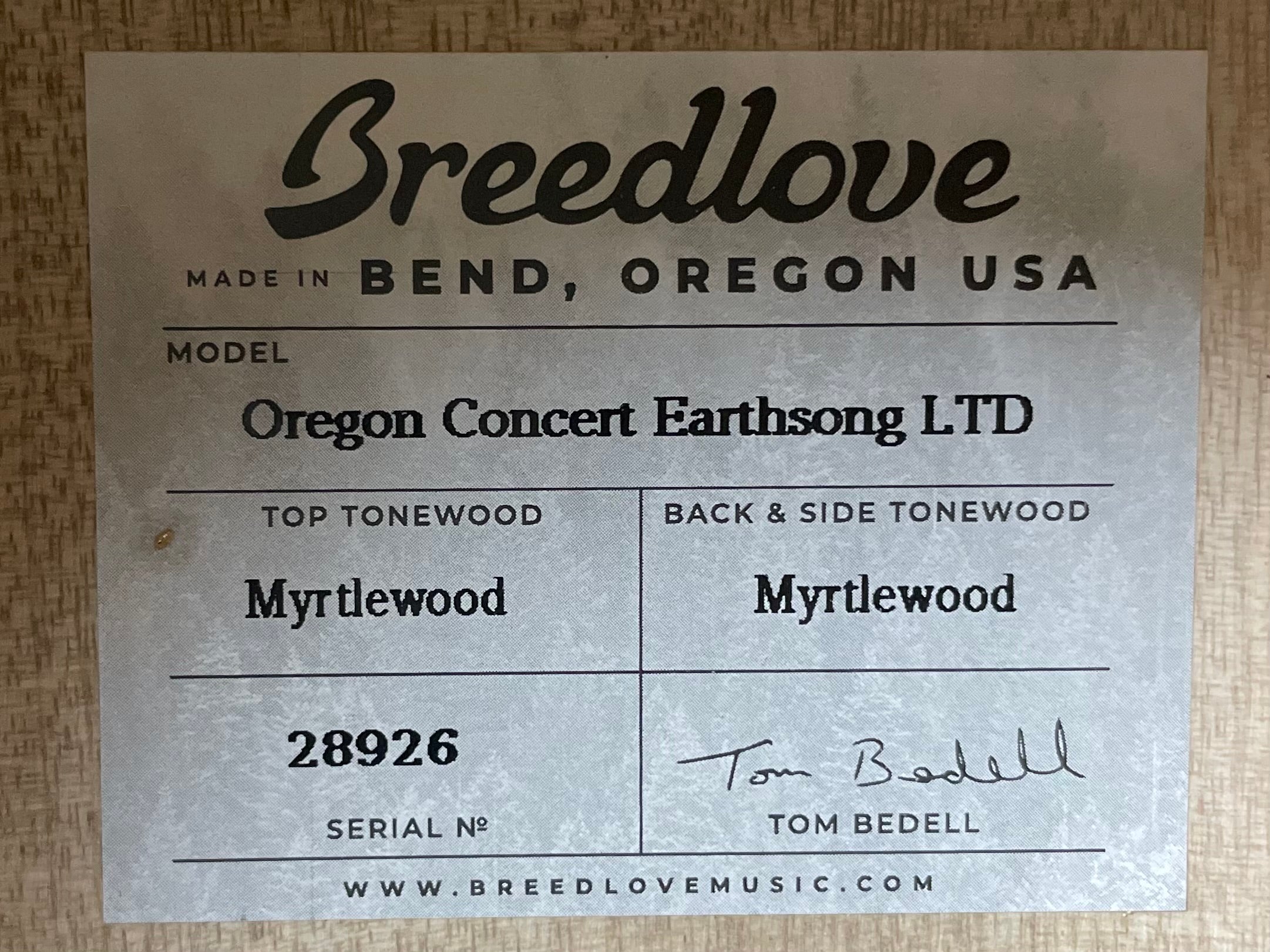 Breedlove Oregon Concert Earthsong LTD K&K Pickup - Metronome Music Inc.