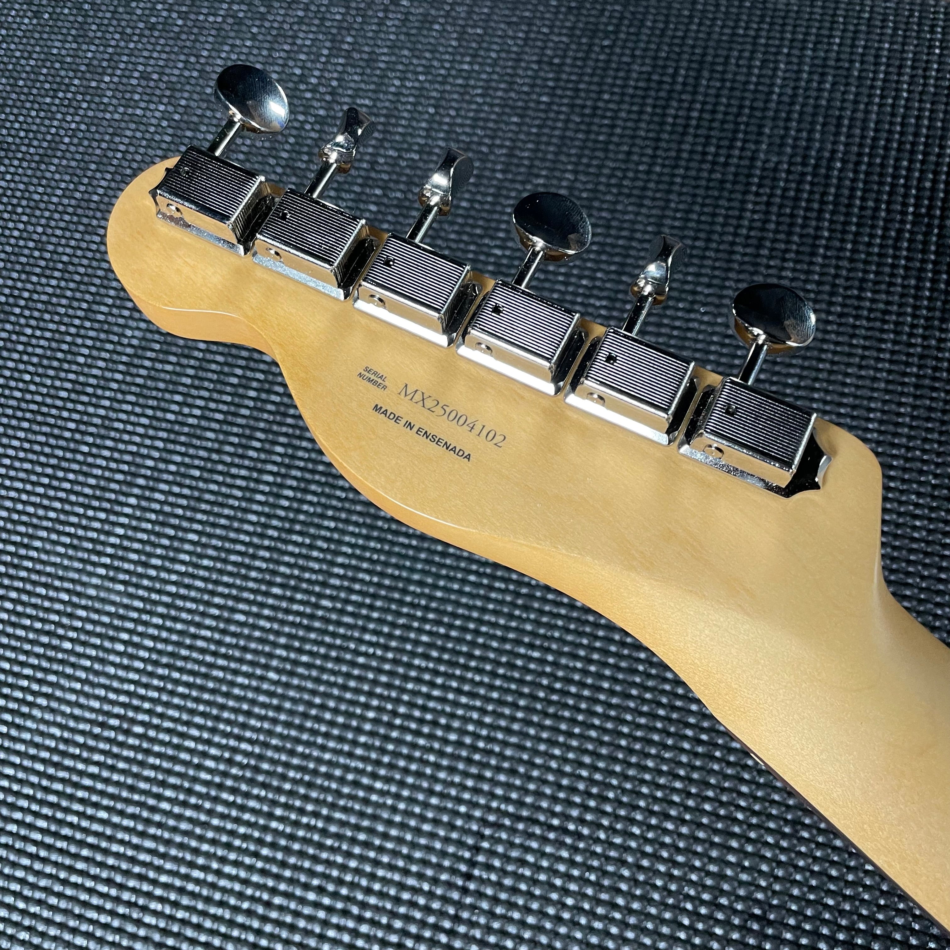 Fender Limited Edition Player II Telecaster, Rosewood - Sparkle 3-Color Sunburst - Metronome Music Inc.