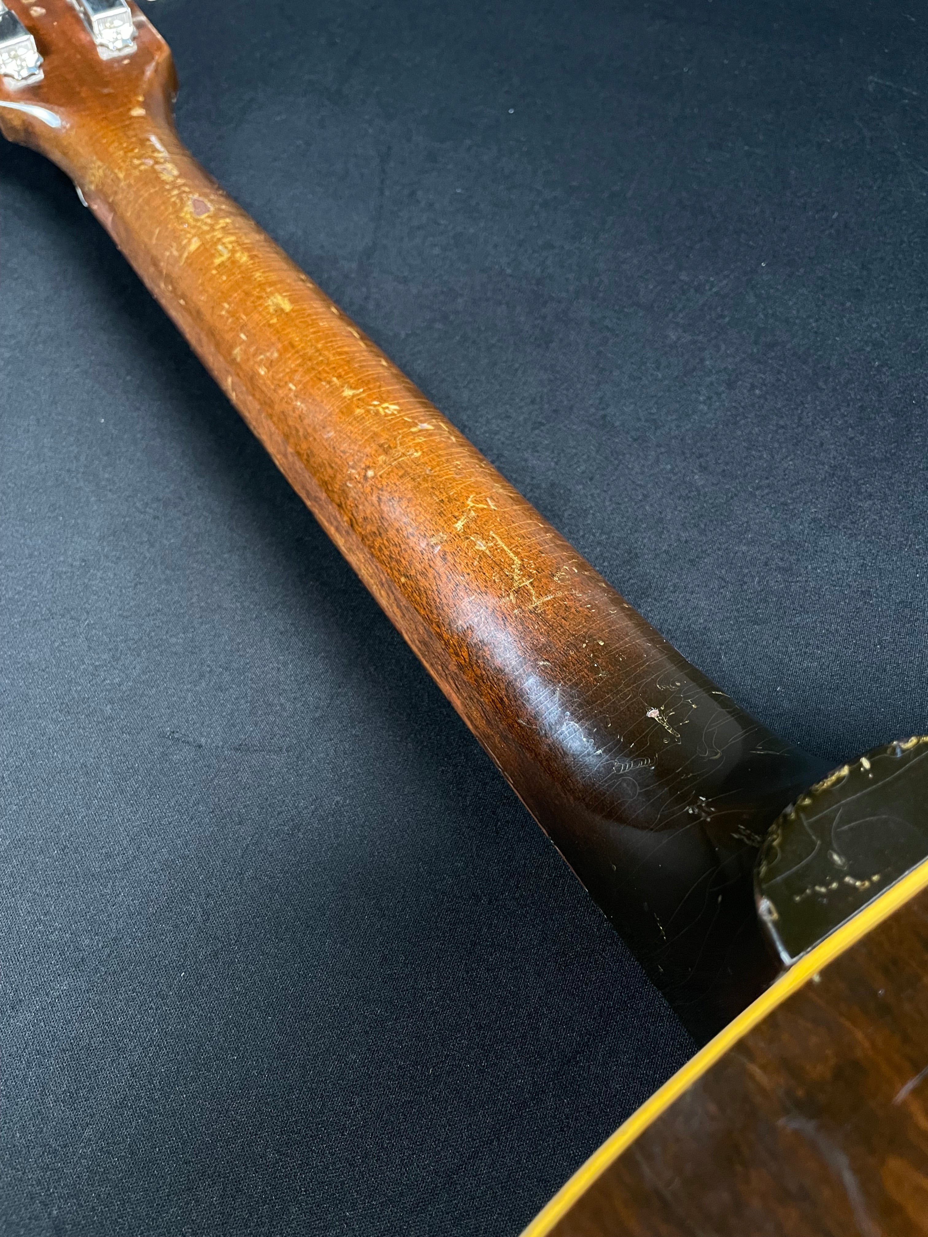 Gibson ES-125T Sunburst (1957)