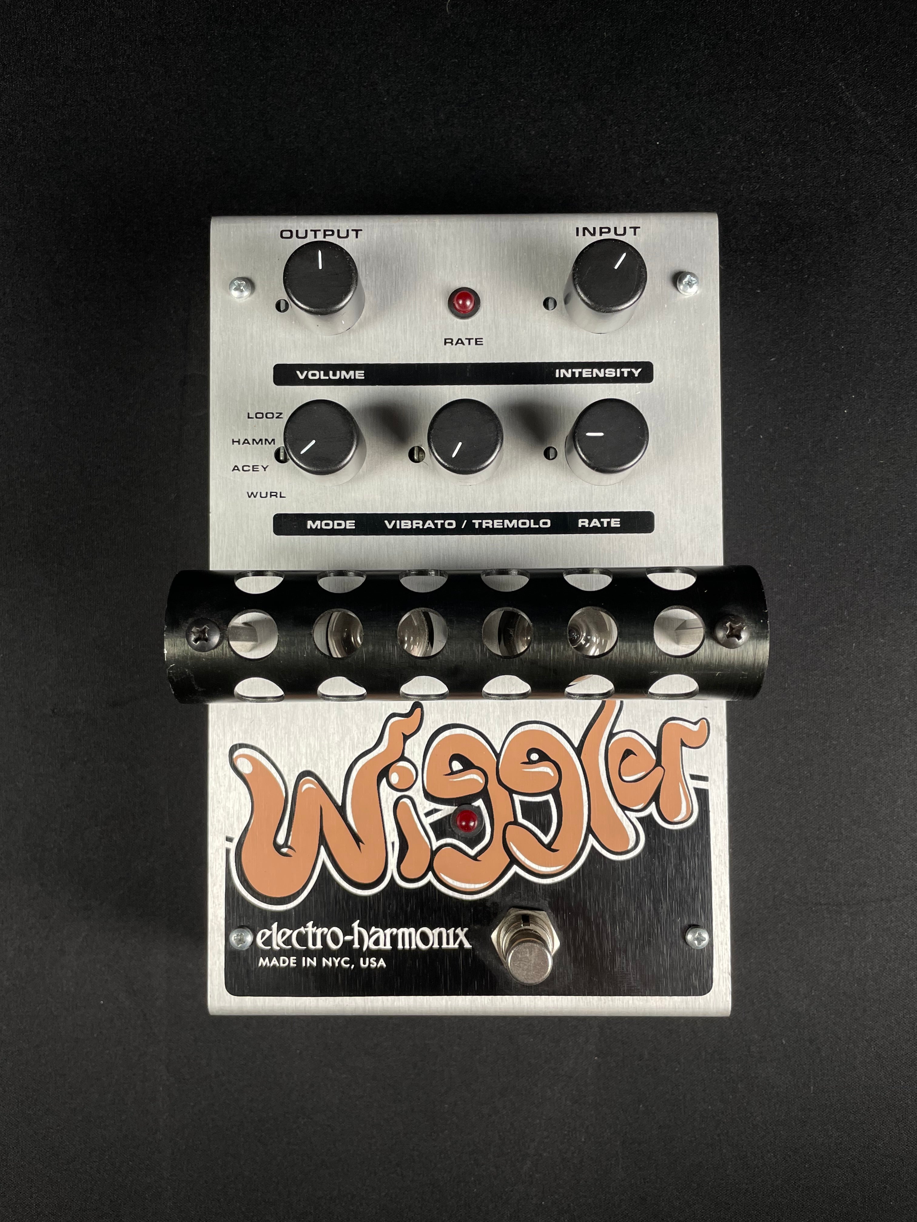Electro-Harmonix Wiggler Tube Vibrato / Tremolo