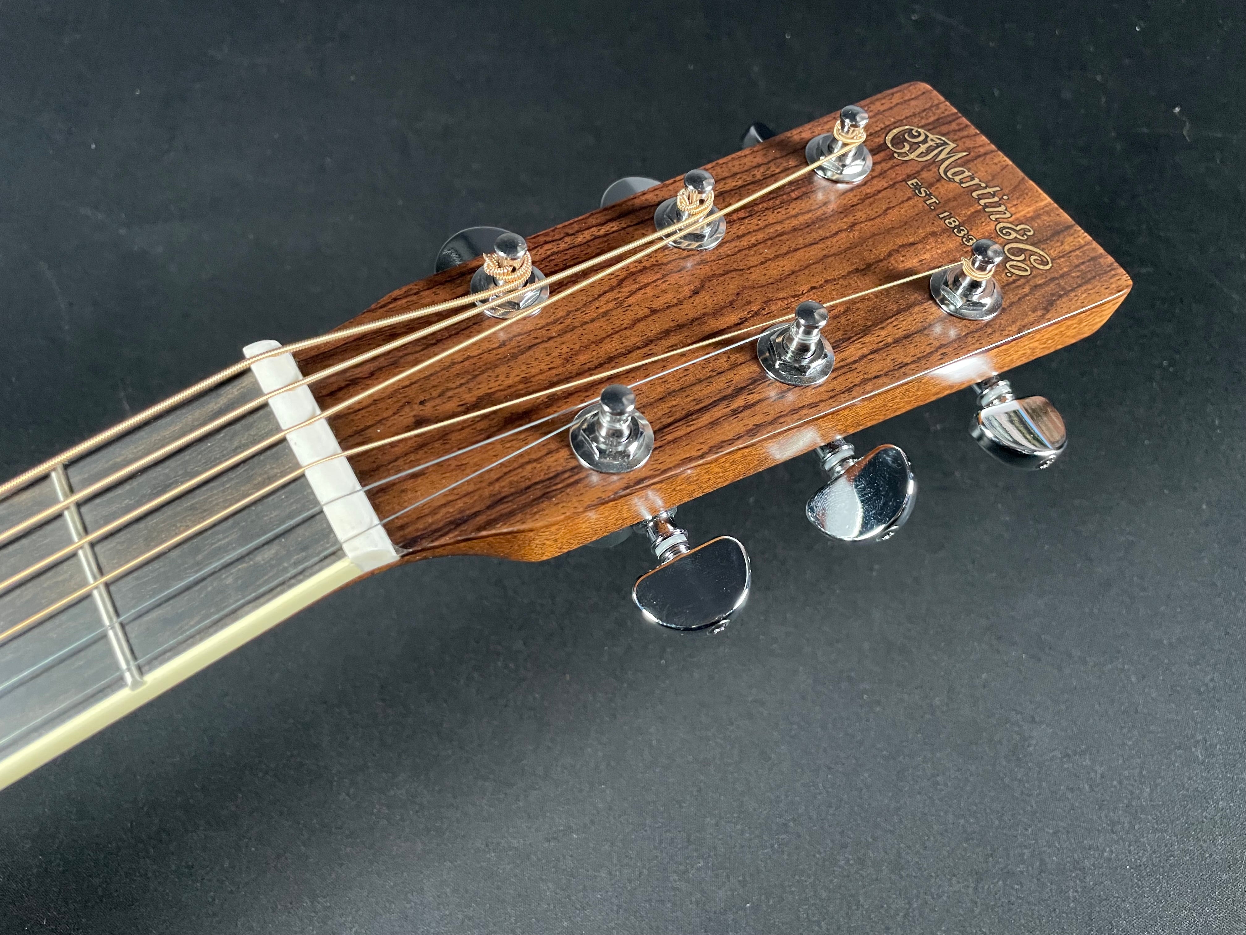 Martin HD-35 Standard w/Hardshell Case - Natural (2025)