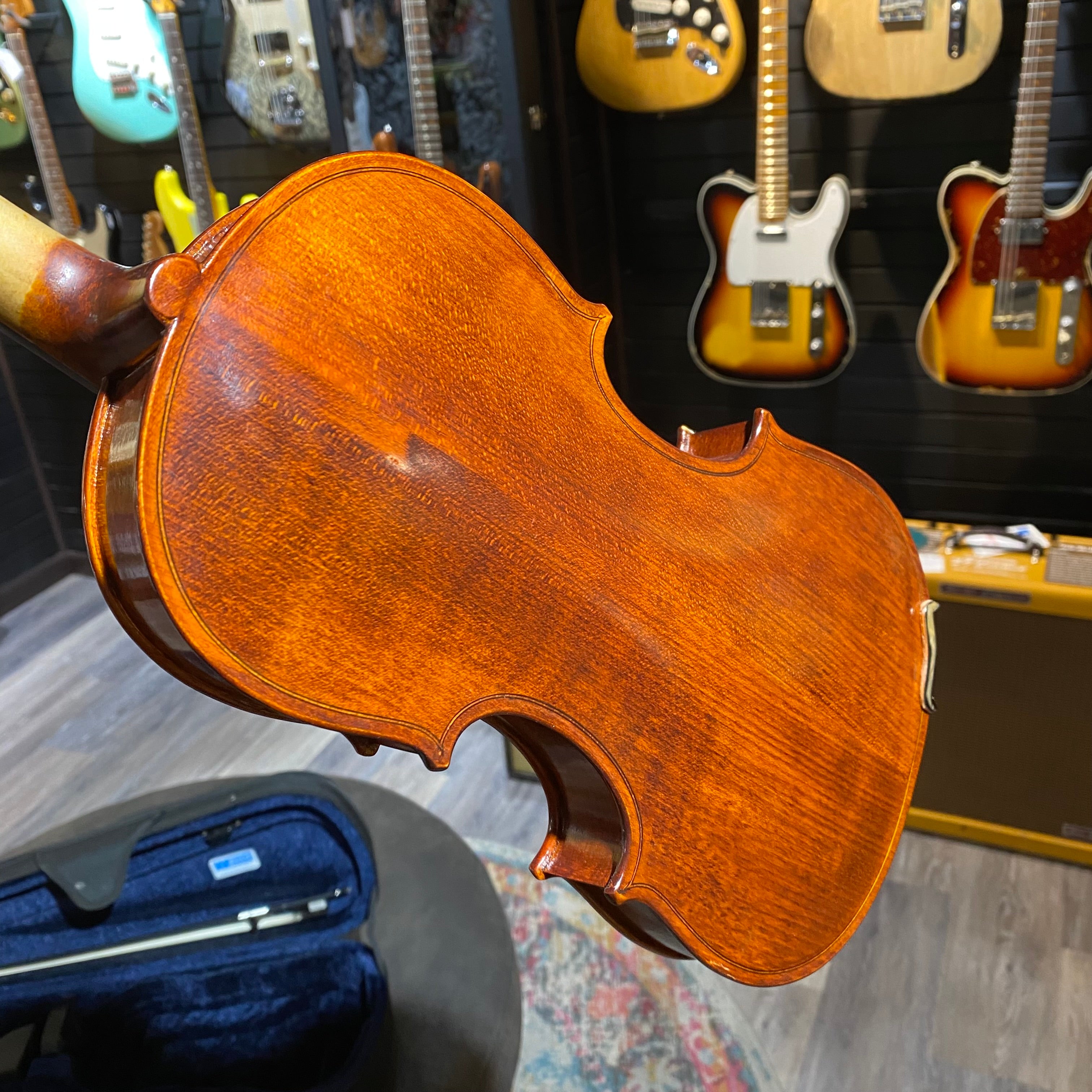 Core Academy 1/2 Viola Outfit with case and bow (USED) - Metronome Music Inc.