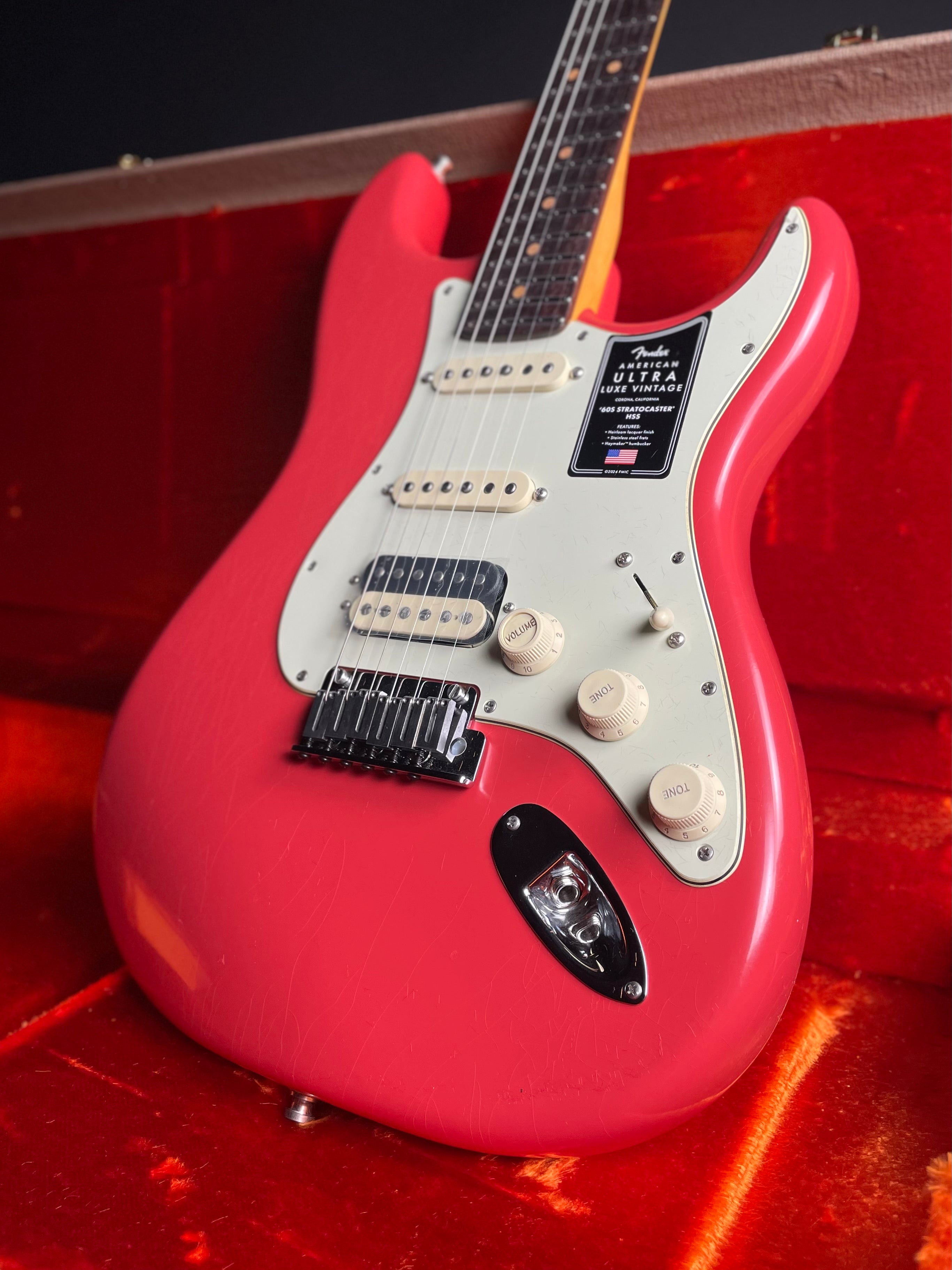 Fender American Ultra Luxe Vintage '60s Stratocaster HSS, Rosewood - Fiesta Red